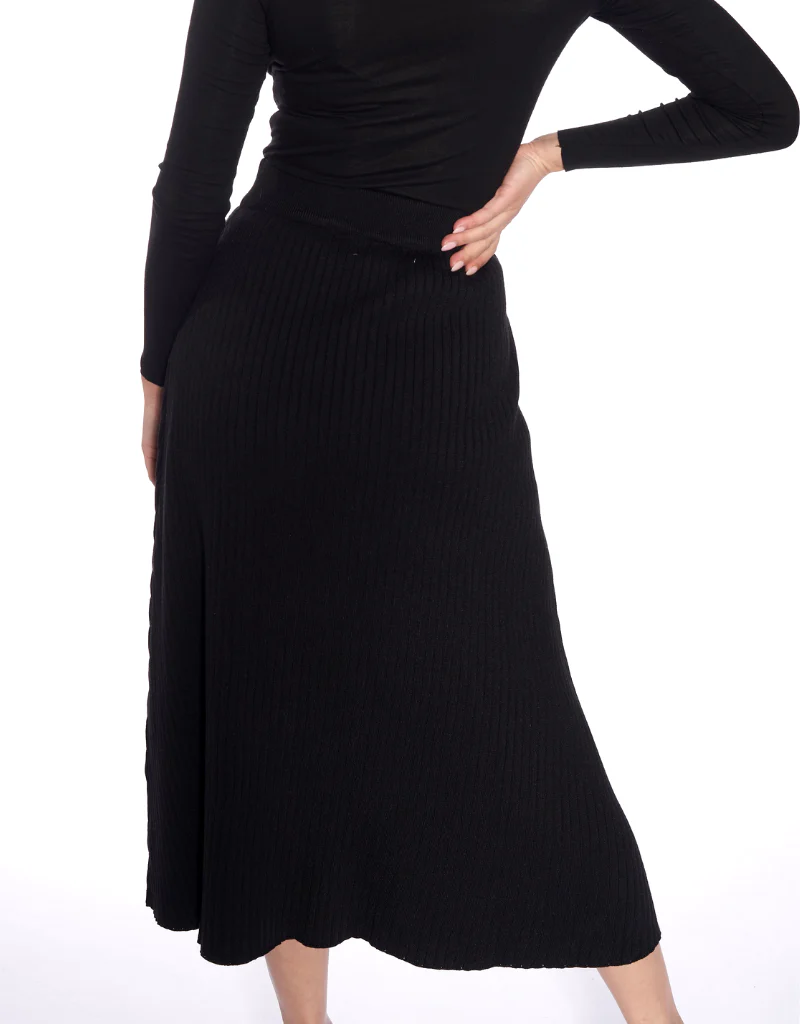 A Line Knit Midi Skirt - Image 13