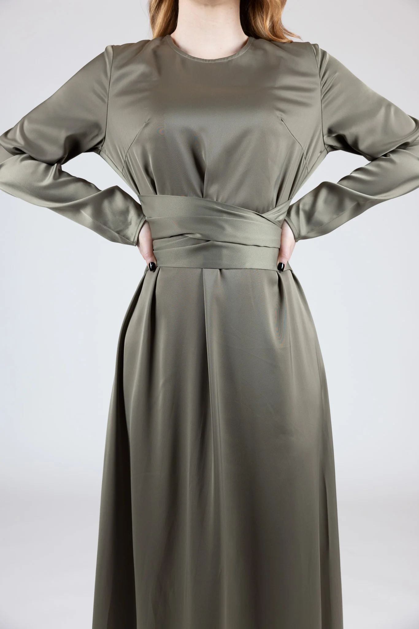 Abril Satin Tie Abaya - Image 8