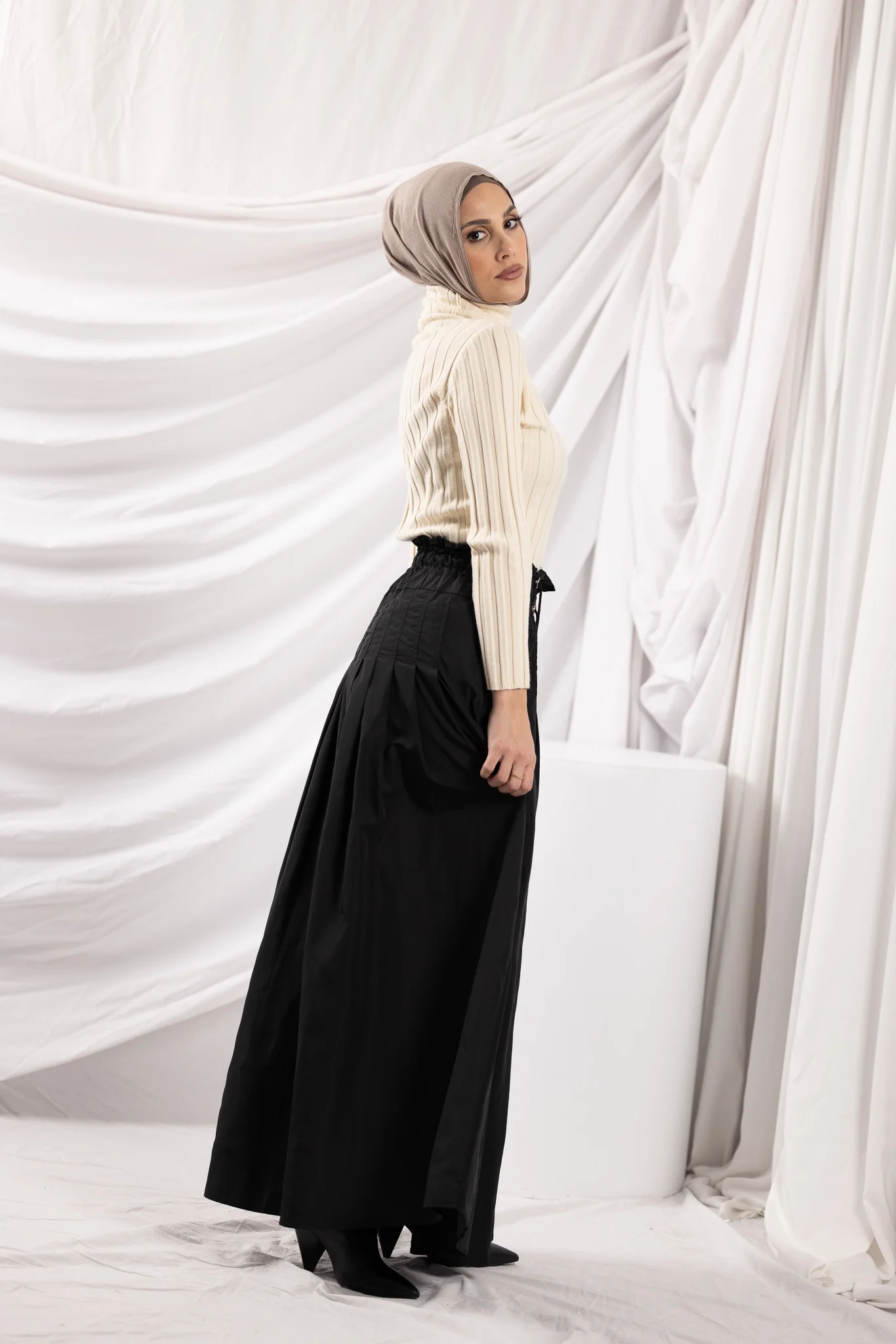 Alanis Drawstring Detailed Maxi Skirt - Image 7