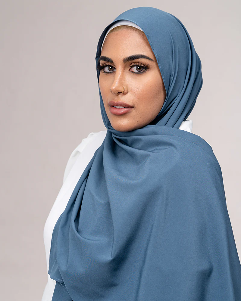 Amore Shawl - Shades of Blue - Image 2