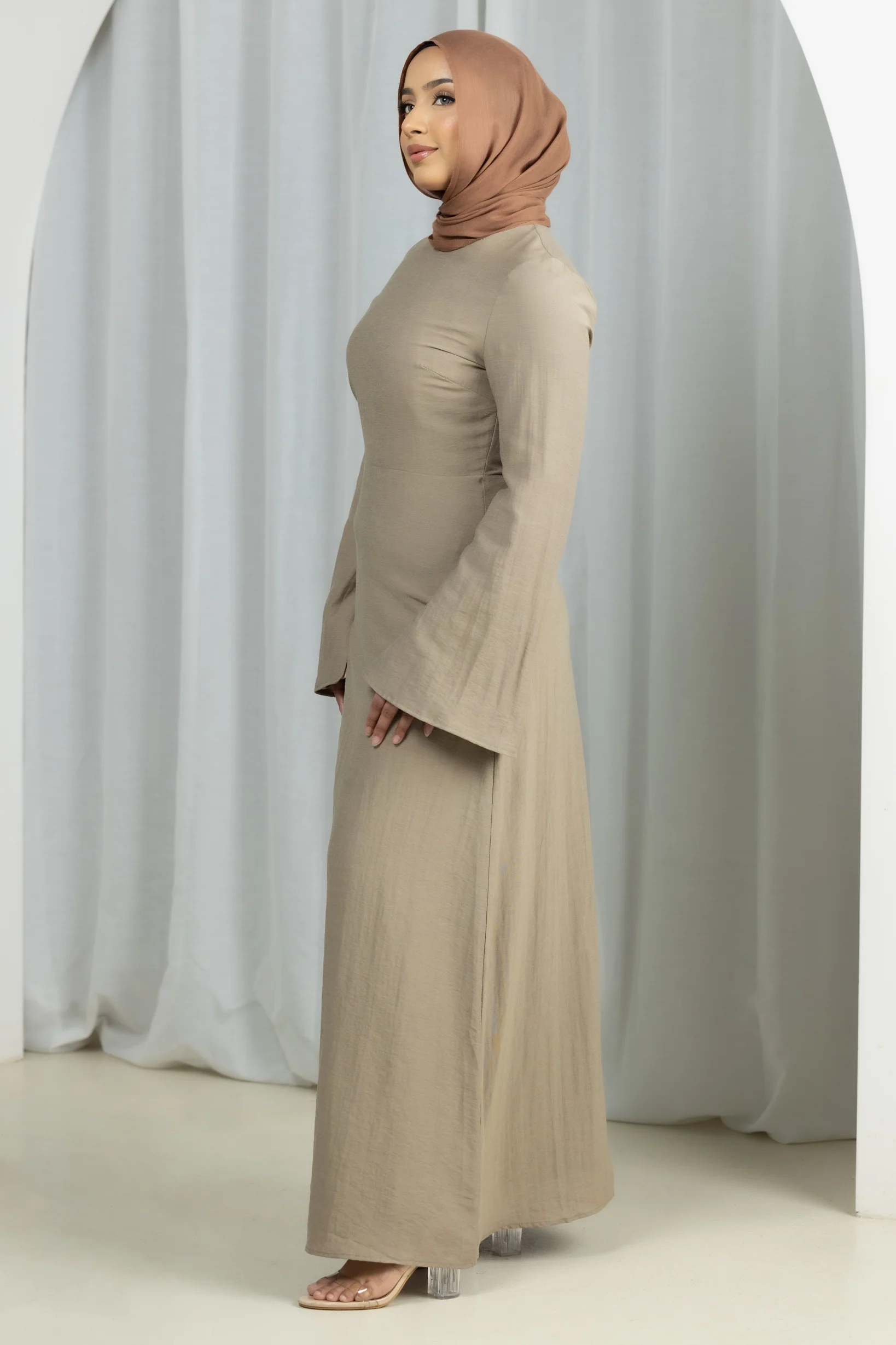 Areem Split Sleeve Dress - Image 4