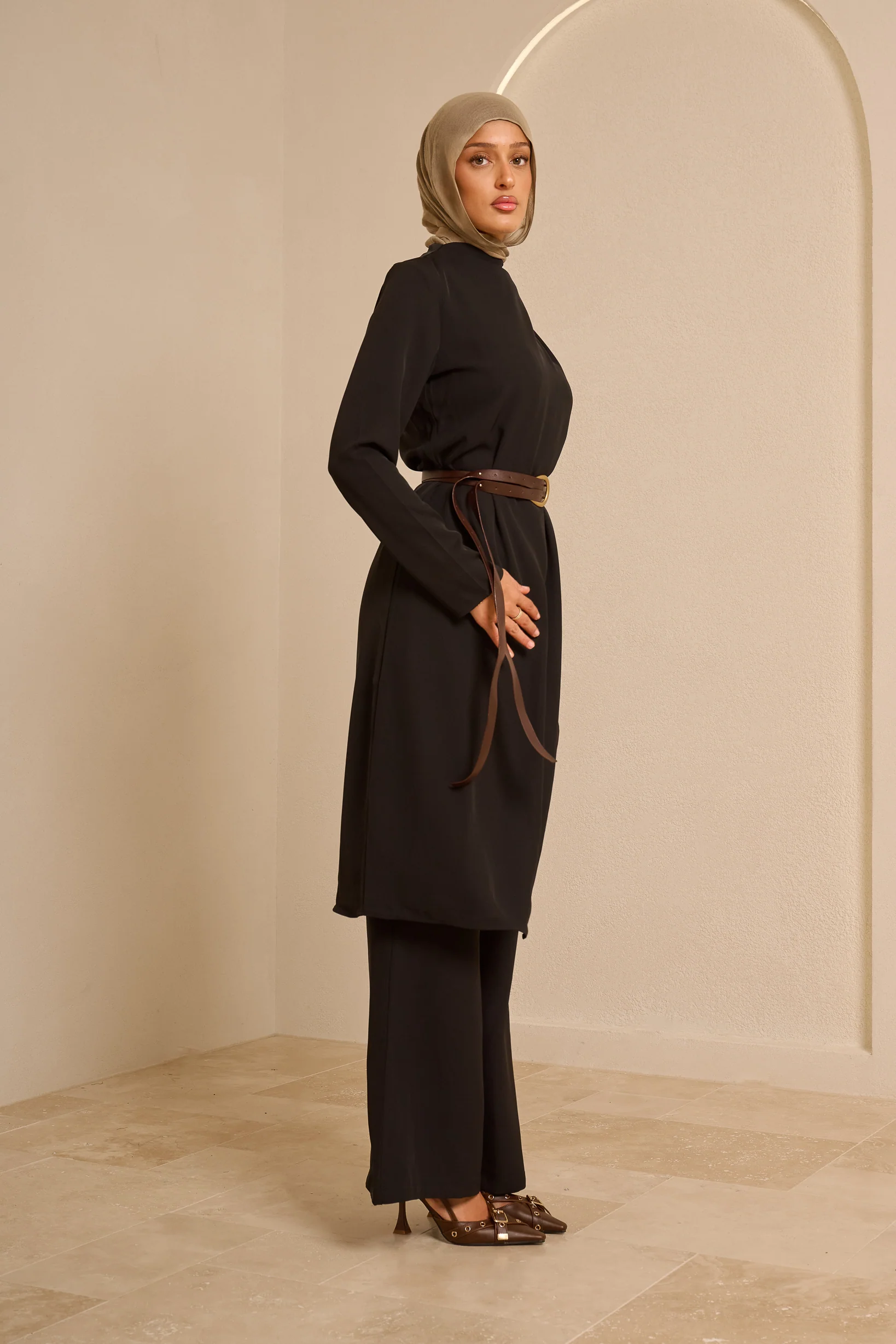 Aurum Asymetric Set - Image 13