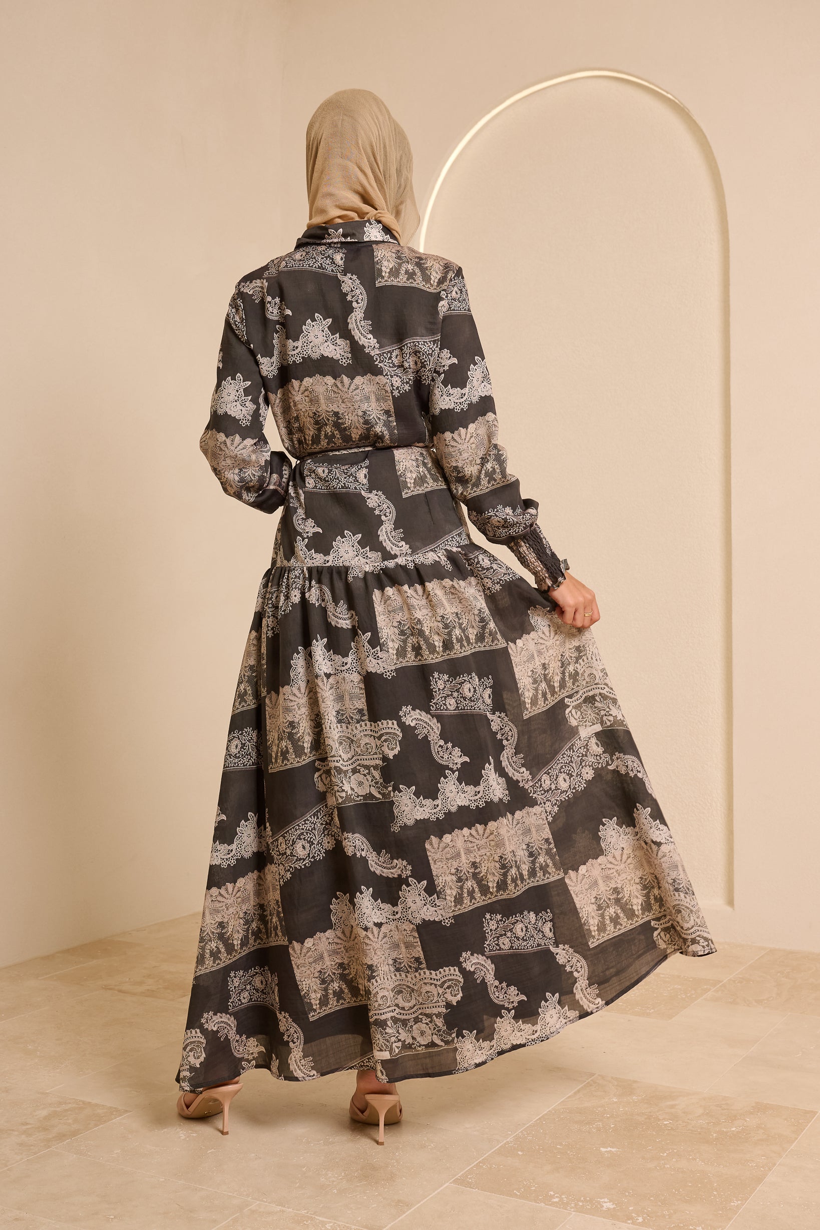 Aurum Paiselle Dress - Image 9