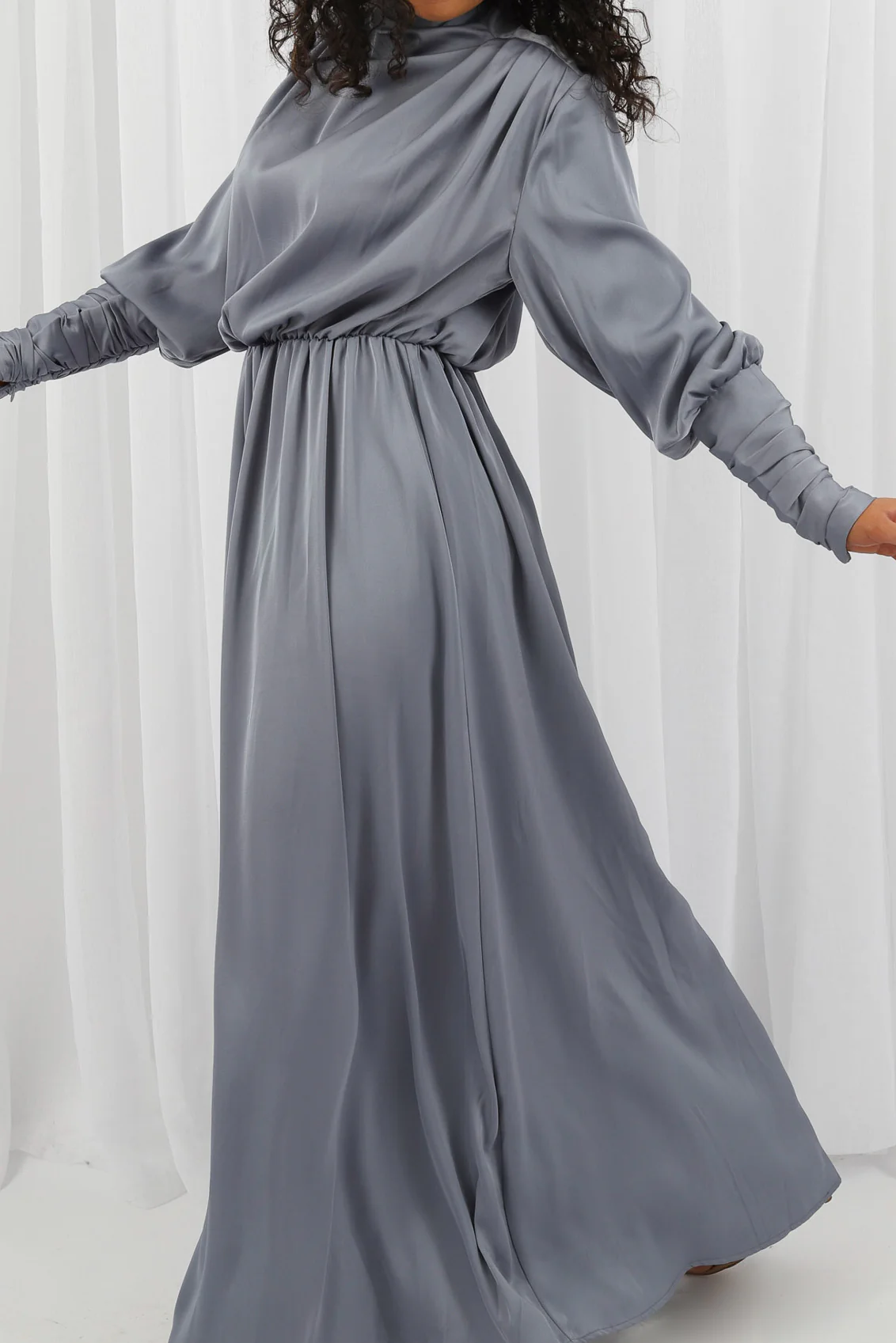 Azaria Satin Detailed Dress - Image 10