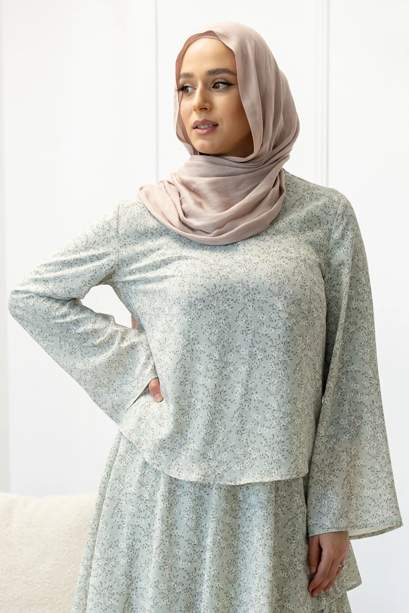 Azmerelda V Blouse - Image 9