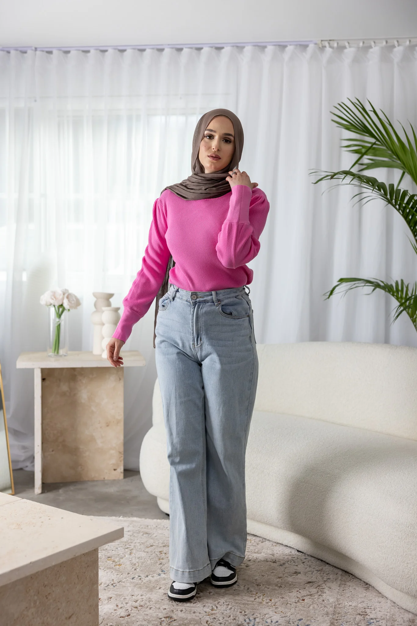 Bella Sleeve Round Neck Jumper - Image 11