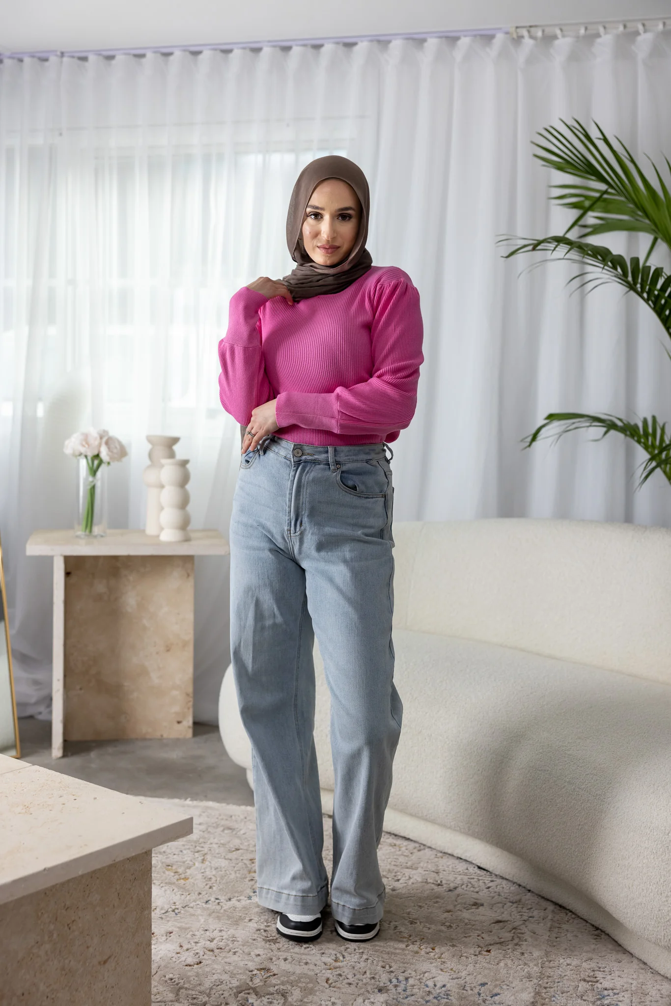 Bella Sleeve Round Neck Jumper - Image 13