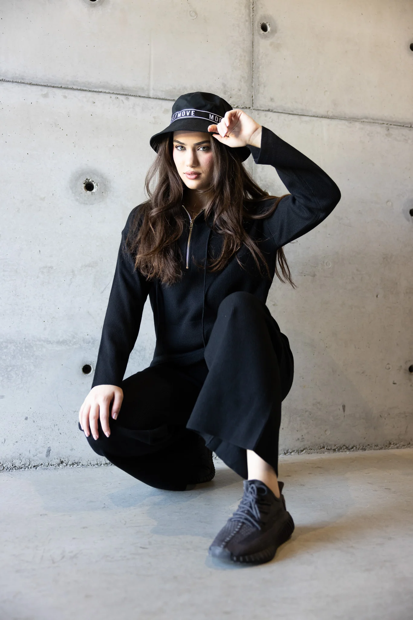 Billeen Knit Pants - Image 11