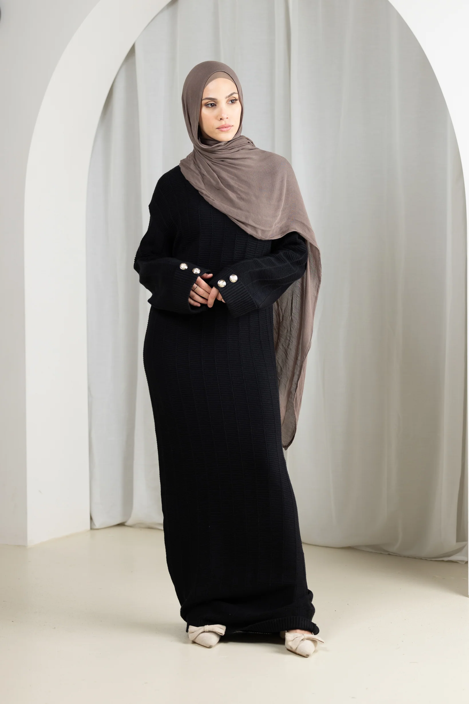 Brumal Maxi Knit Abaya - Image 14