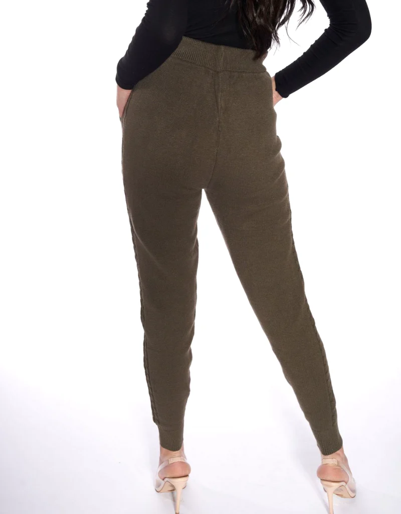 Cable Knit Pants With Pockets - Image 11