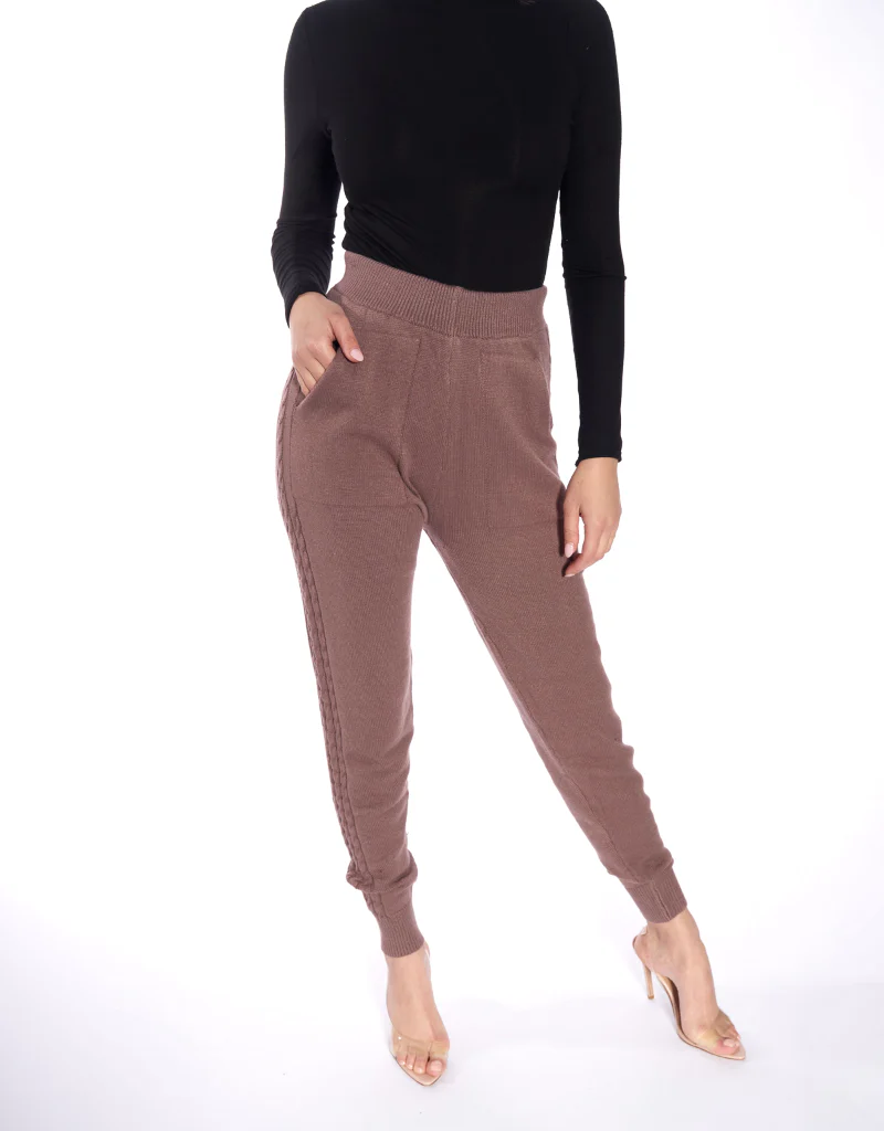 Cable Knit Pants With Pockets - Image 13