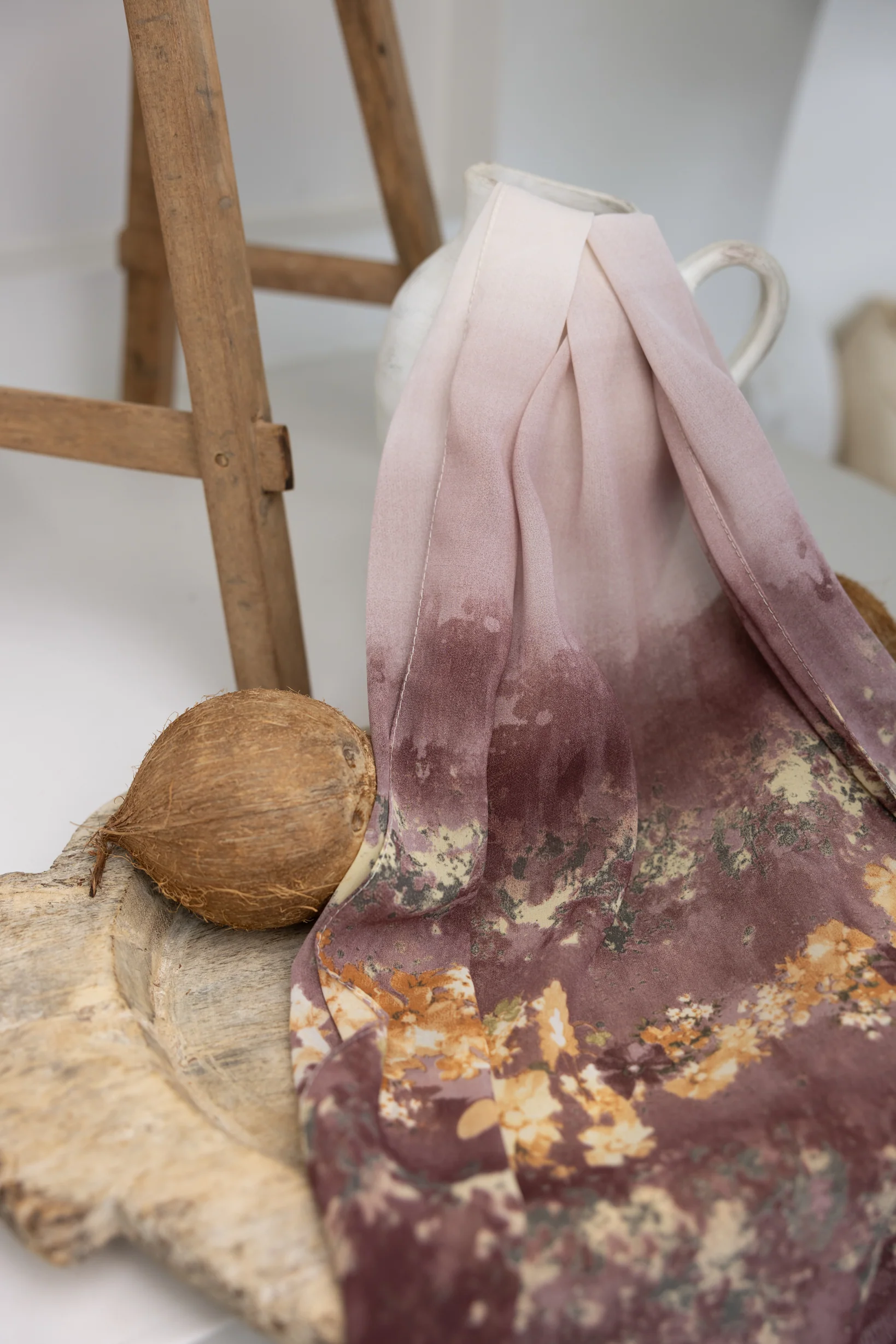 Calla Printed Shawl - Image 8