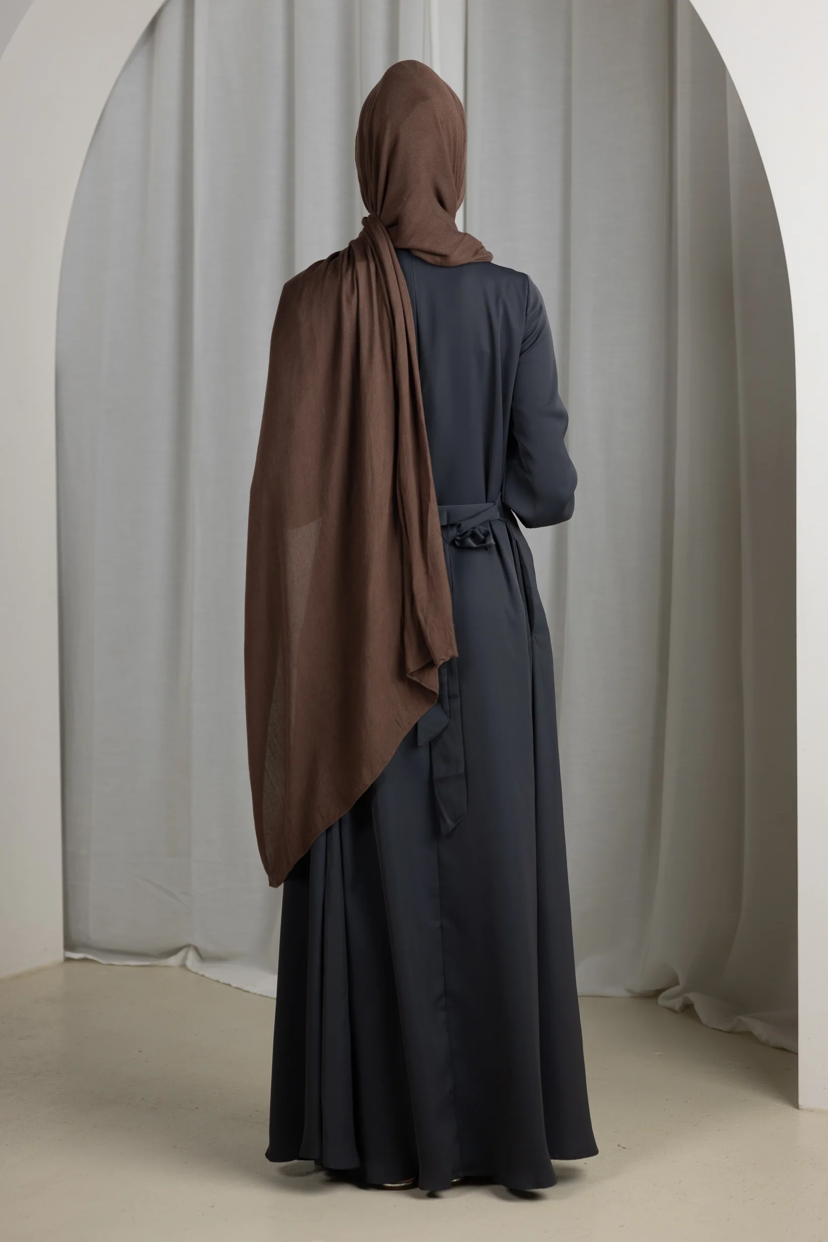 Closed Sleeve Abaya - Shades of Black - Image 4