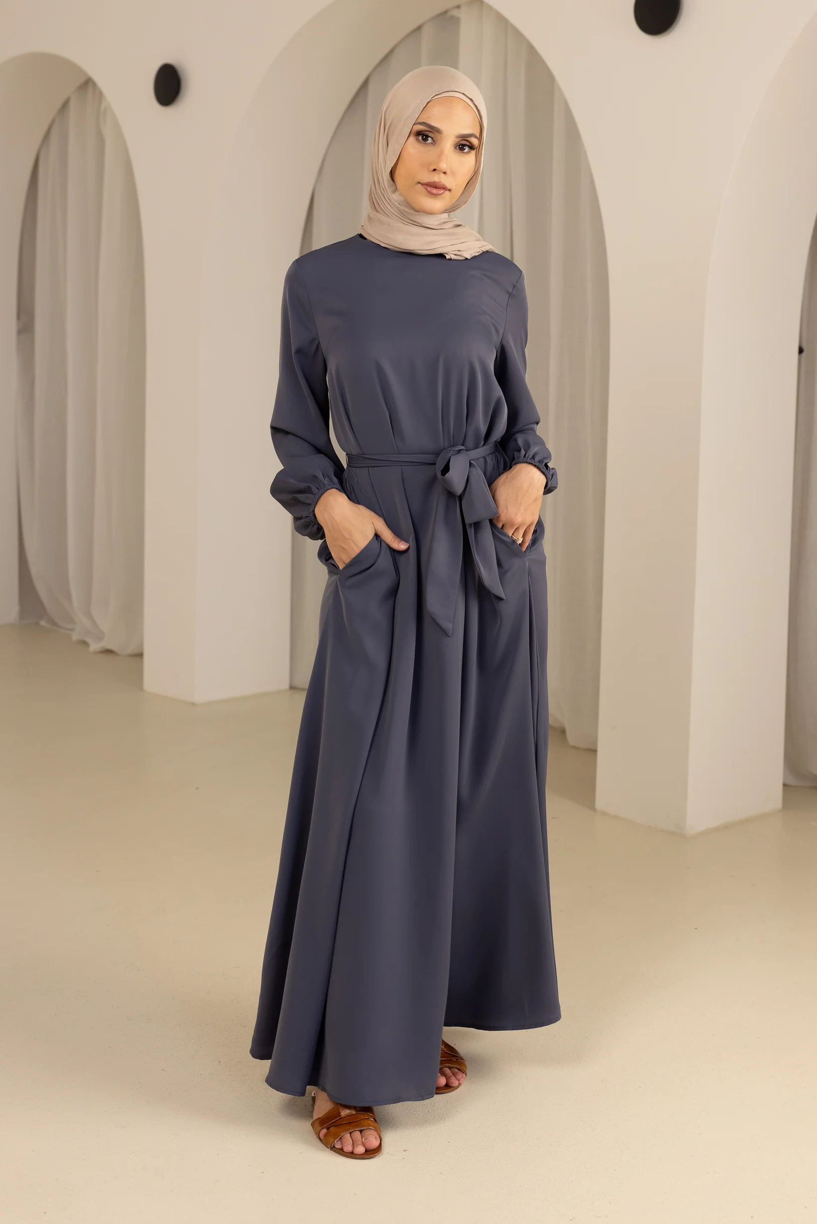 Closed Sleeve Abaya - Shades of Blue - Image 5
