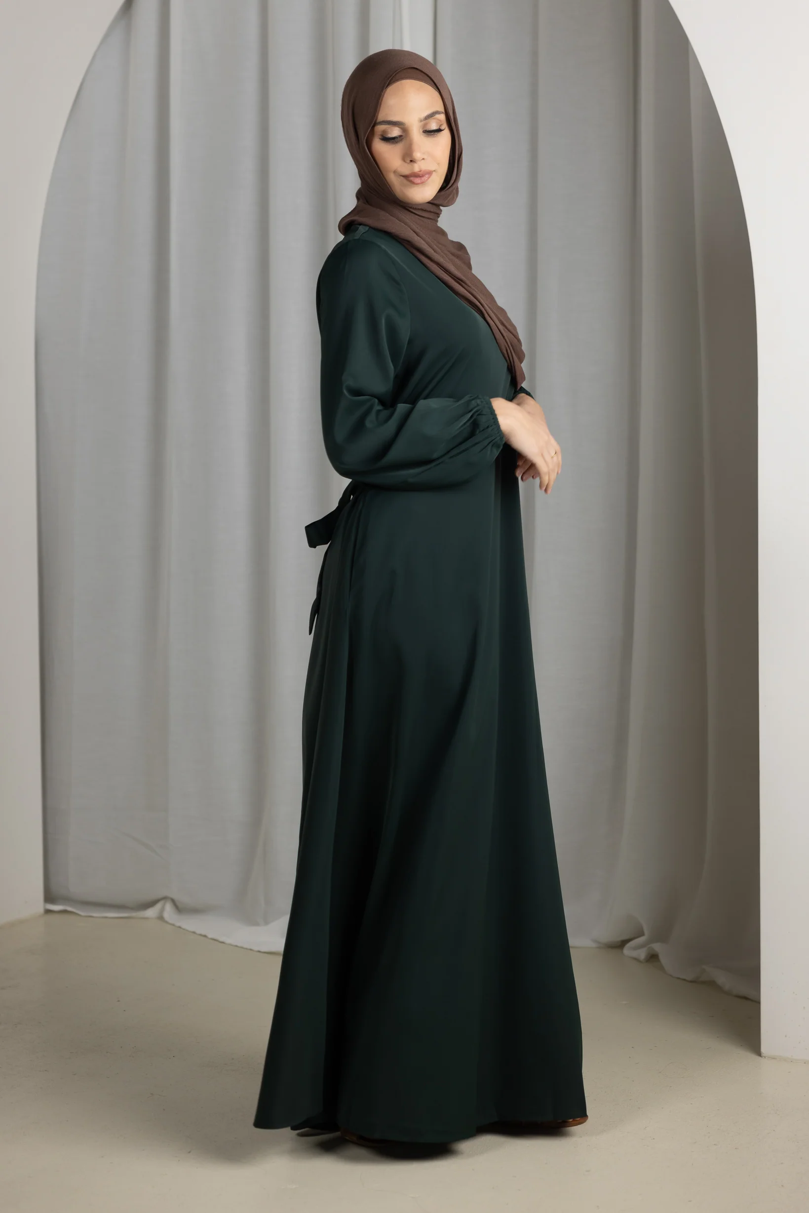Closed Sleeve Abaya - Shades of Green - Image 3