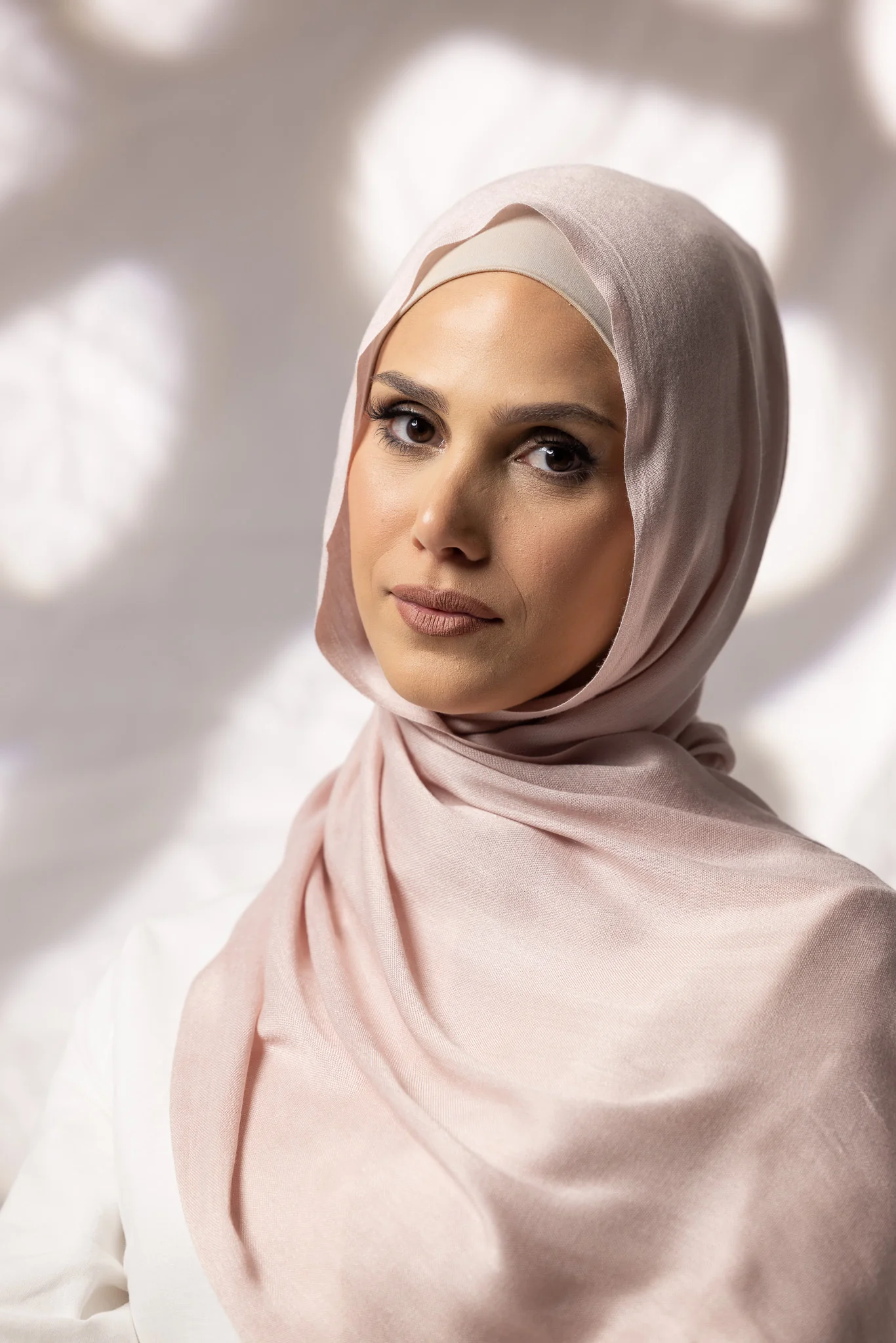 Cotton Tassleless Shawl - Shades of Pink - Image 5