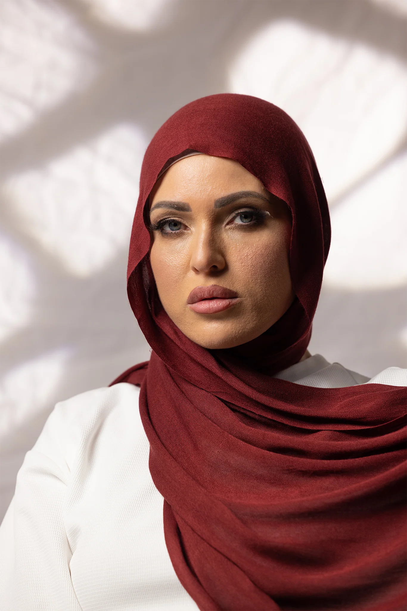 Cotton Tassleless Shawl - Shades of Red