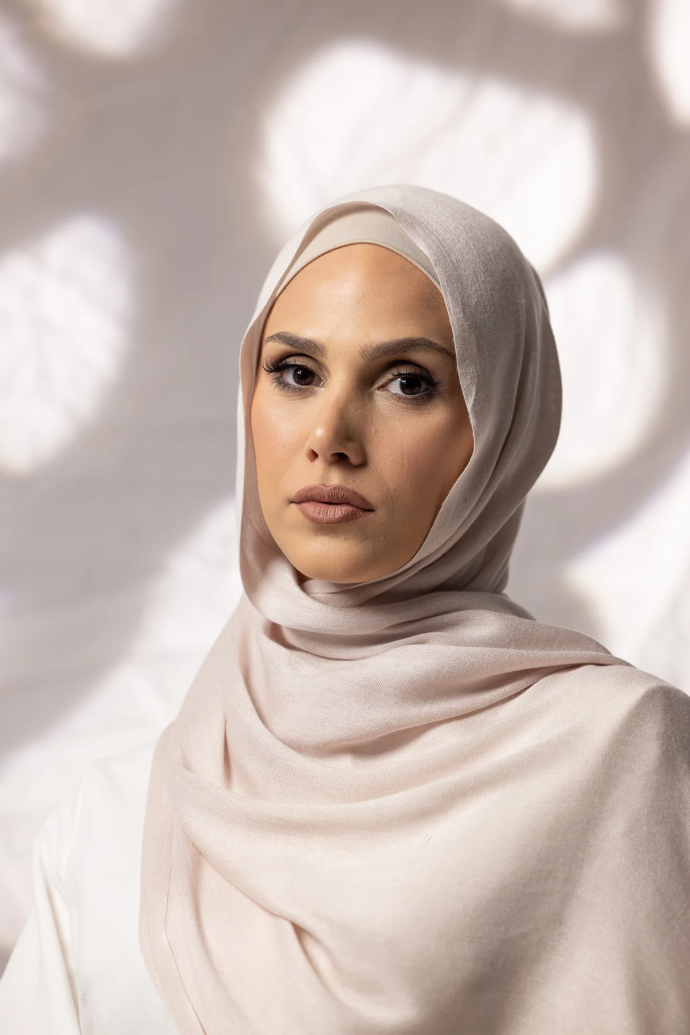 Cotton Tassleless Shawl - Shades of White - Image 6