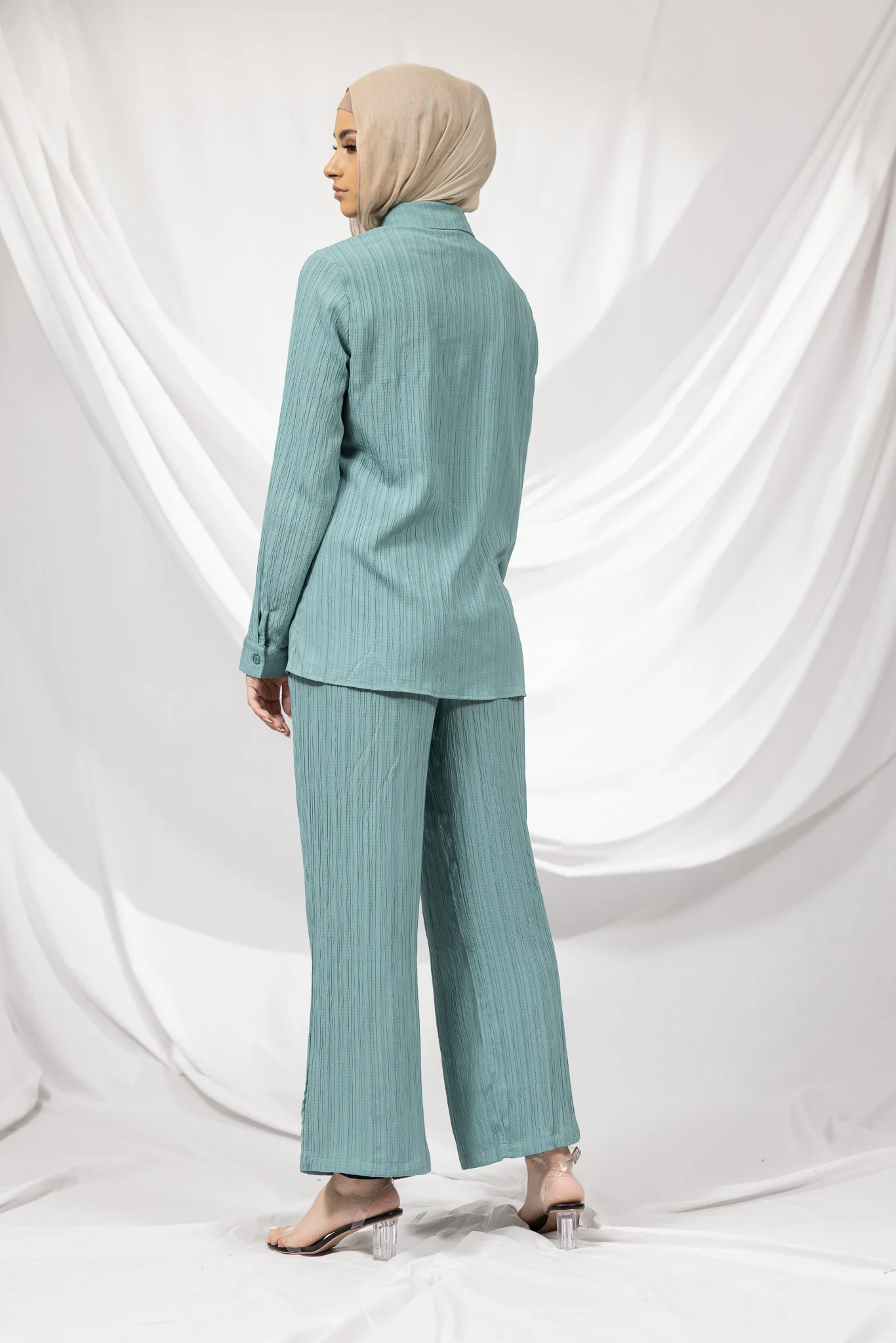 Crinkle Pleat Pants - Image 10