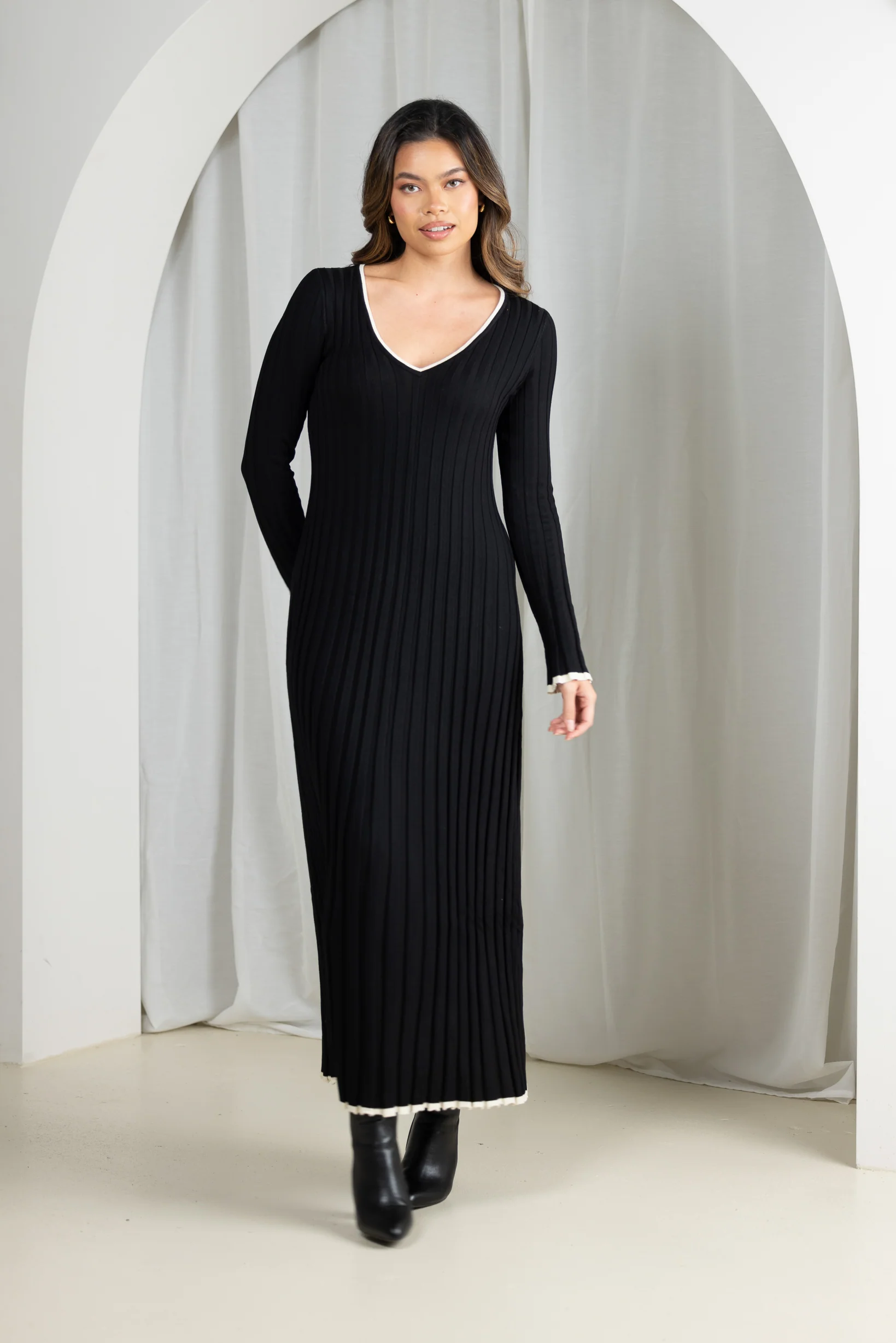 Daria Knit Dress - Image 8