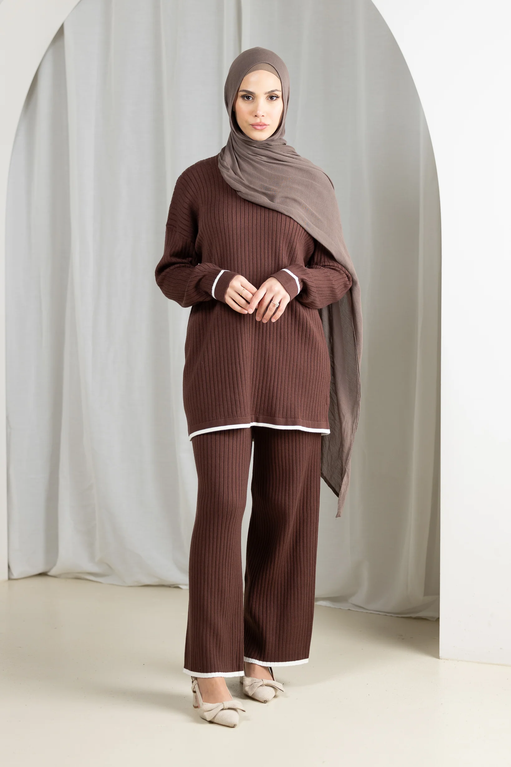 Daria Knit Top and Pants Set - Image 10