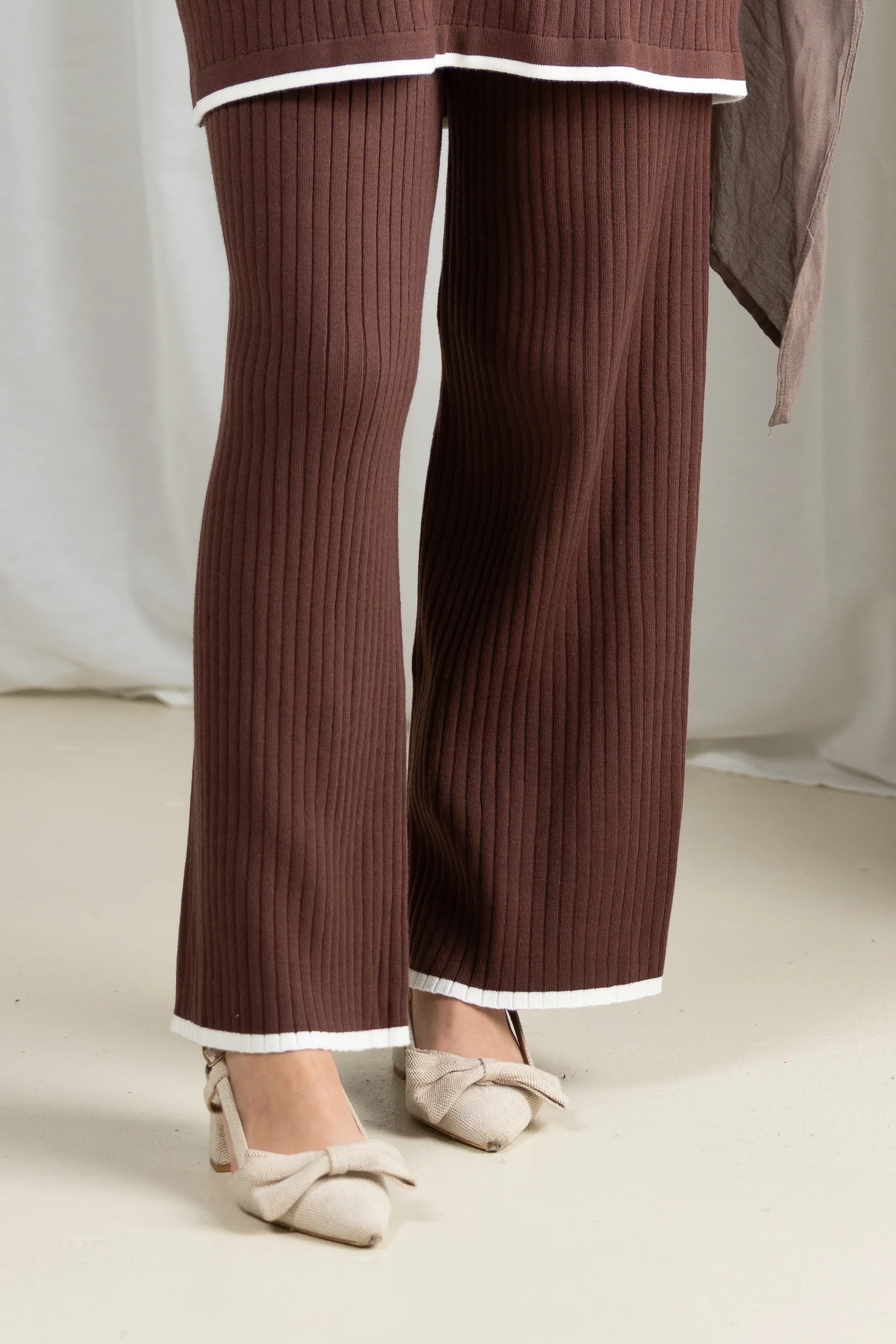 Daria Knit Top and Pants Set - Image 11