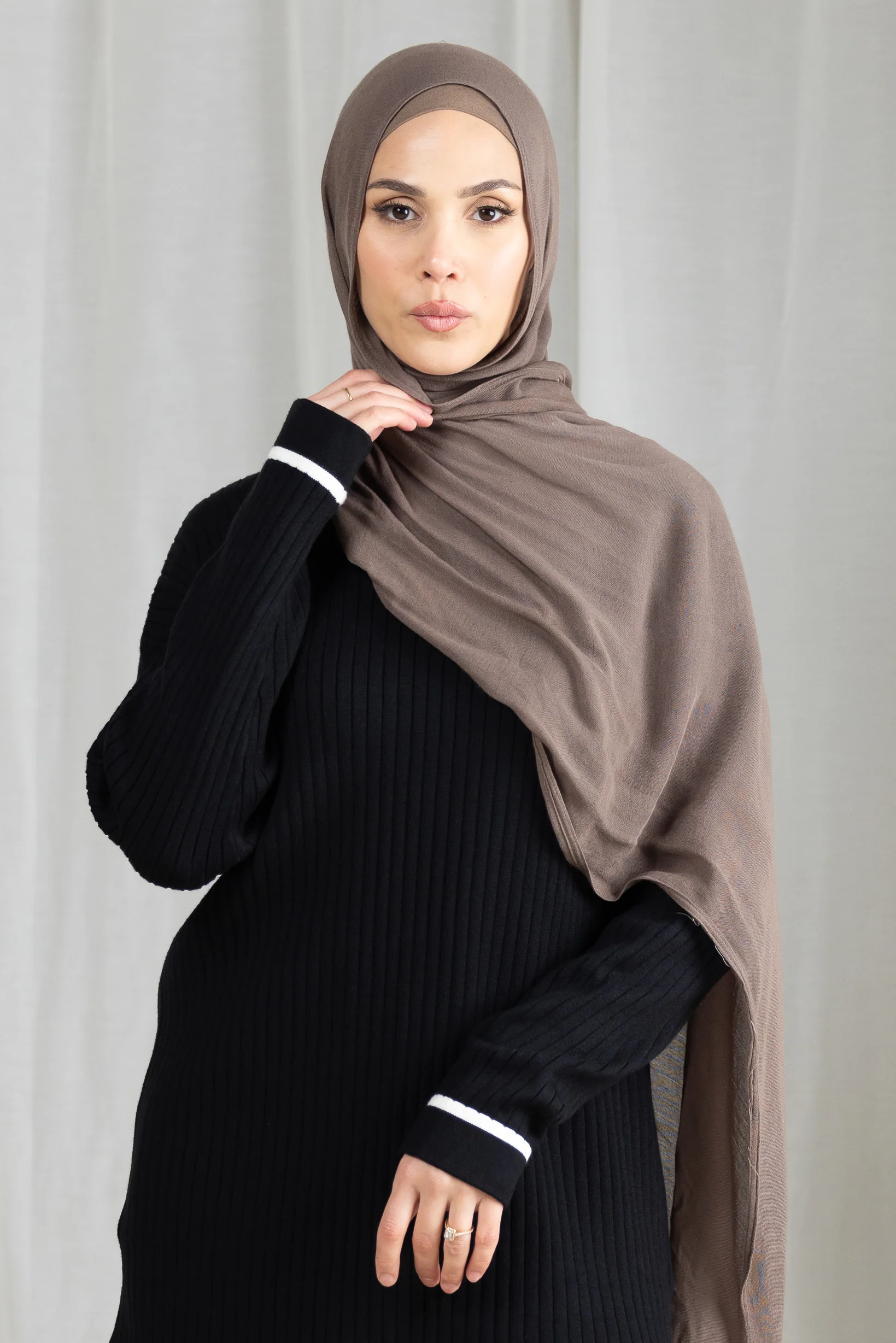 Daria Knit Top and Pants Set - Image 15