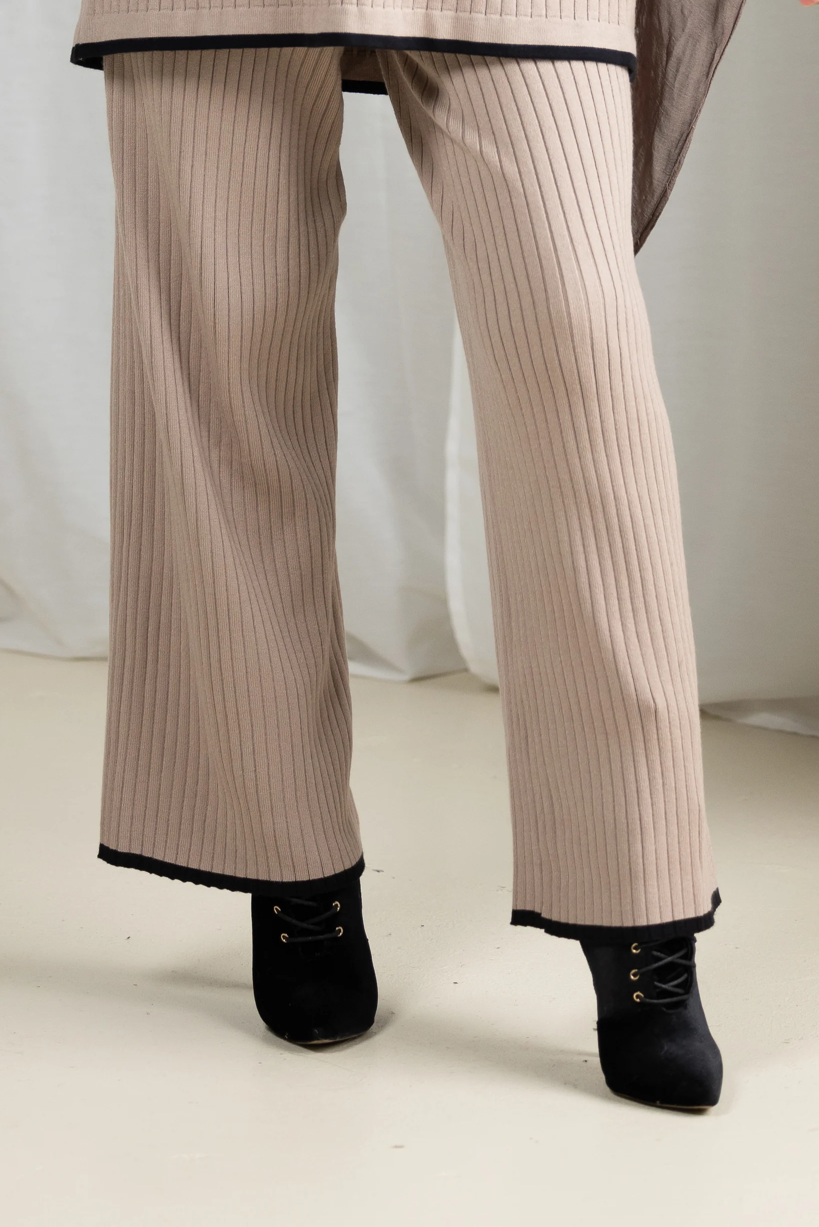 Daria Knit Top and Pants Set - Image 5