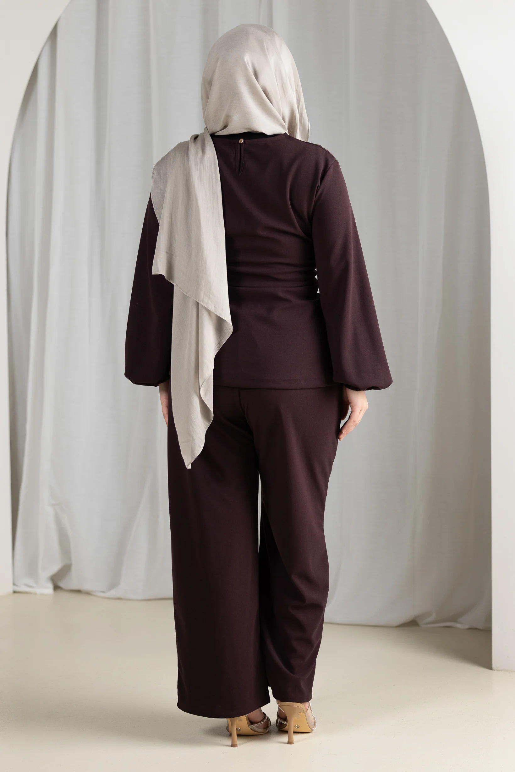 Demour Pants & Top Set - Image 17
