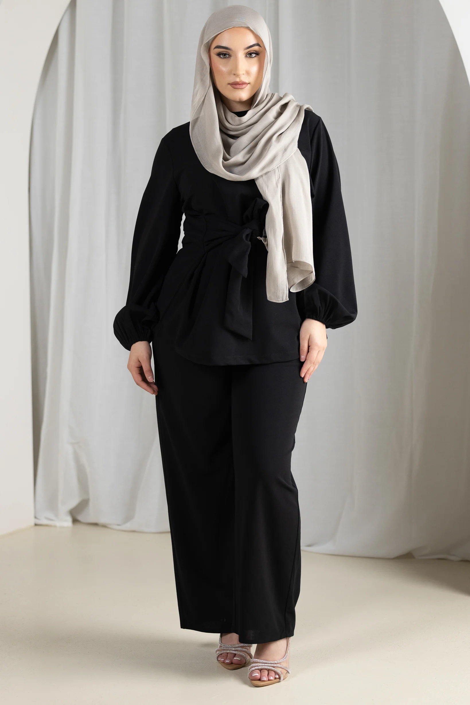 Demour Pants & Top Set - Image 18