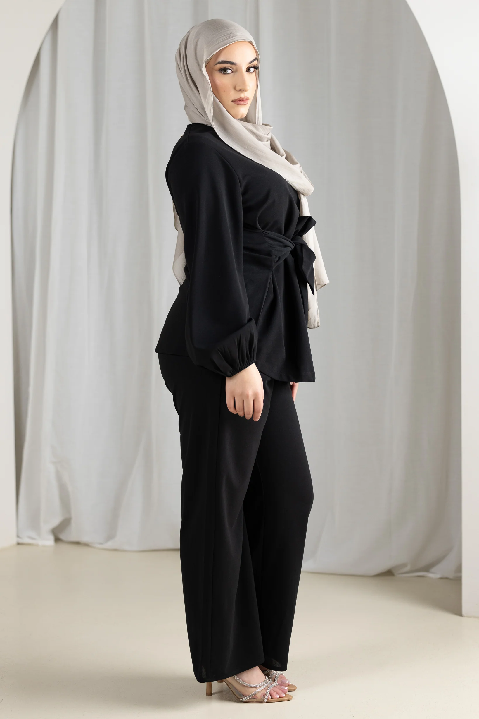 Demour Pants & Top Set - Image 22