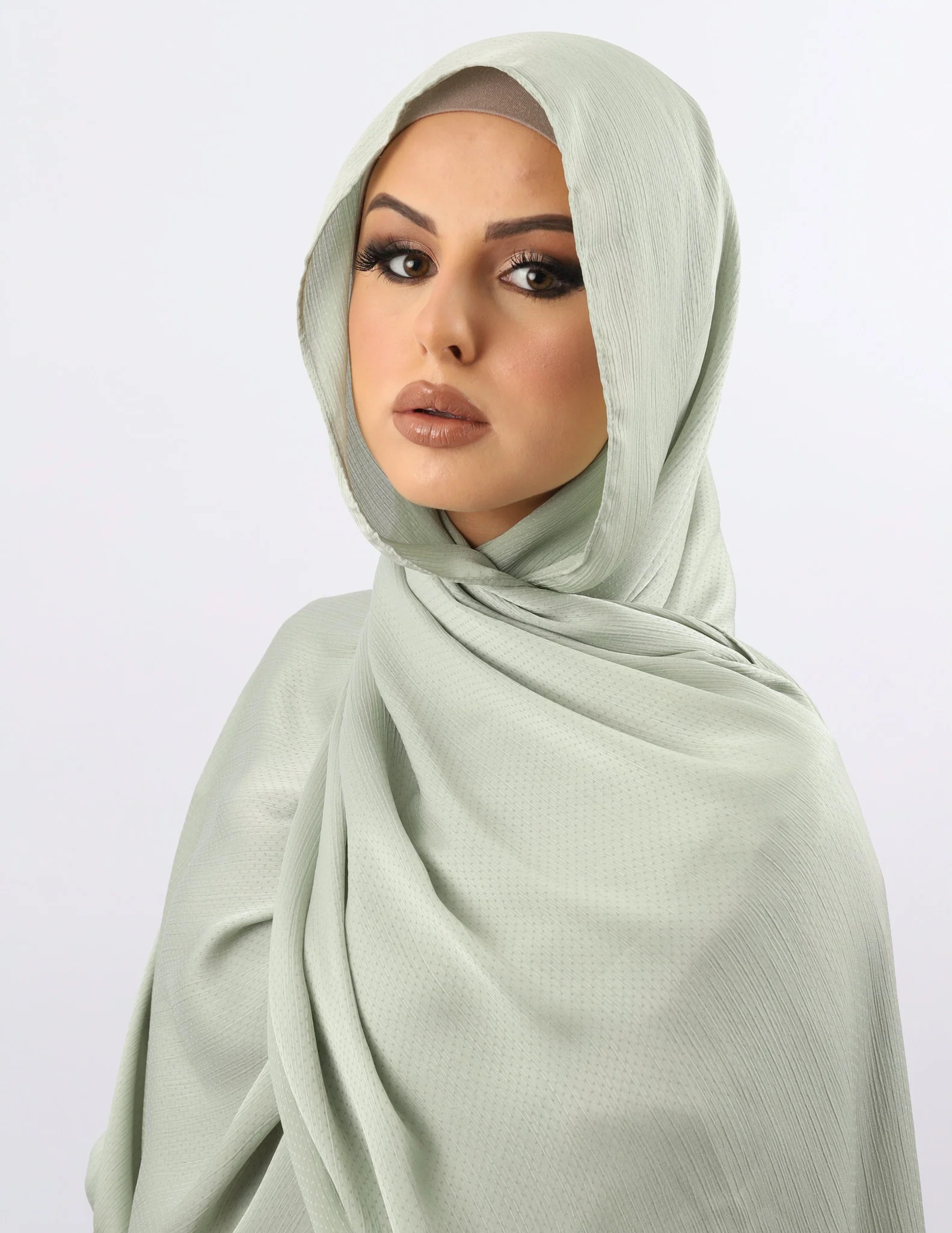 Dotti Satin Shawl - Image 6