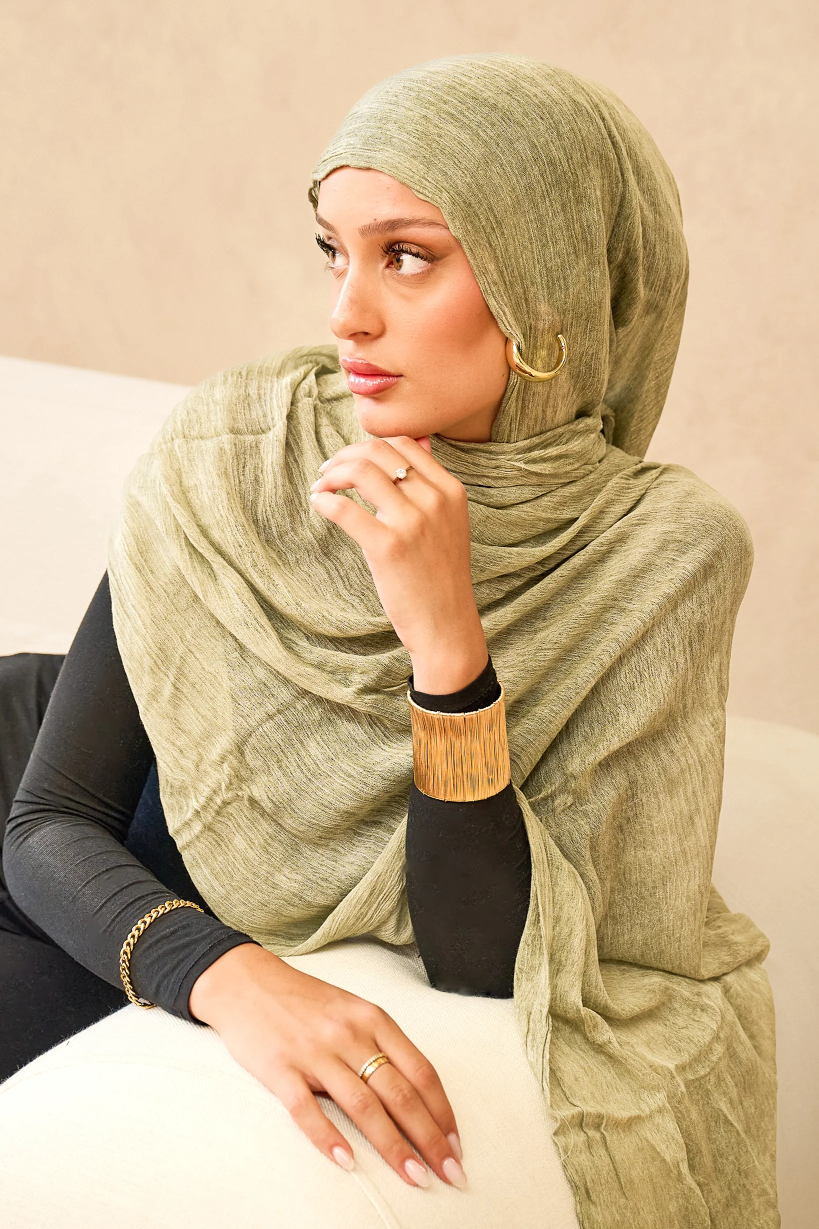 Èlan Luxe Crinkled Shawl - Shades of Green - Image 4