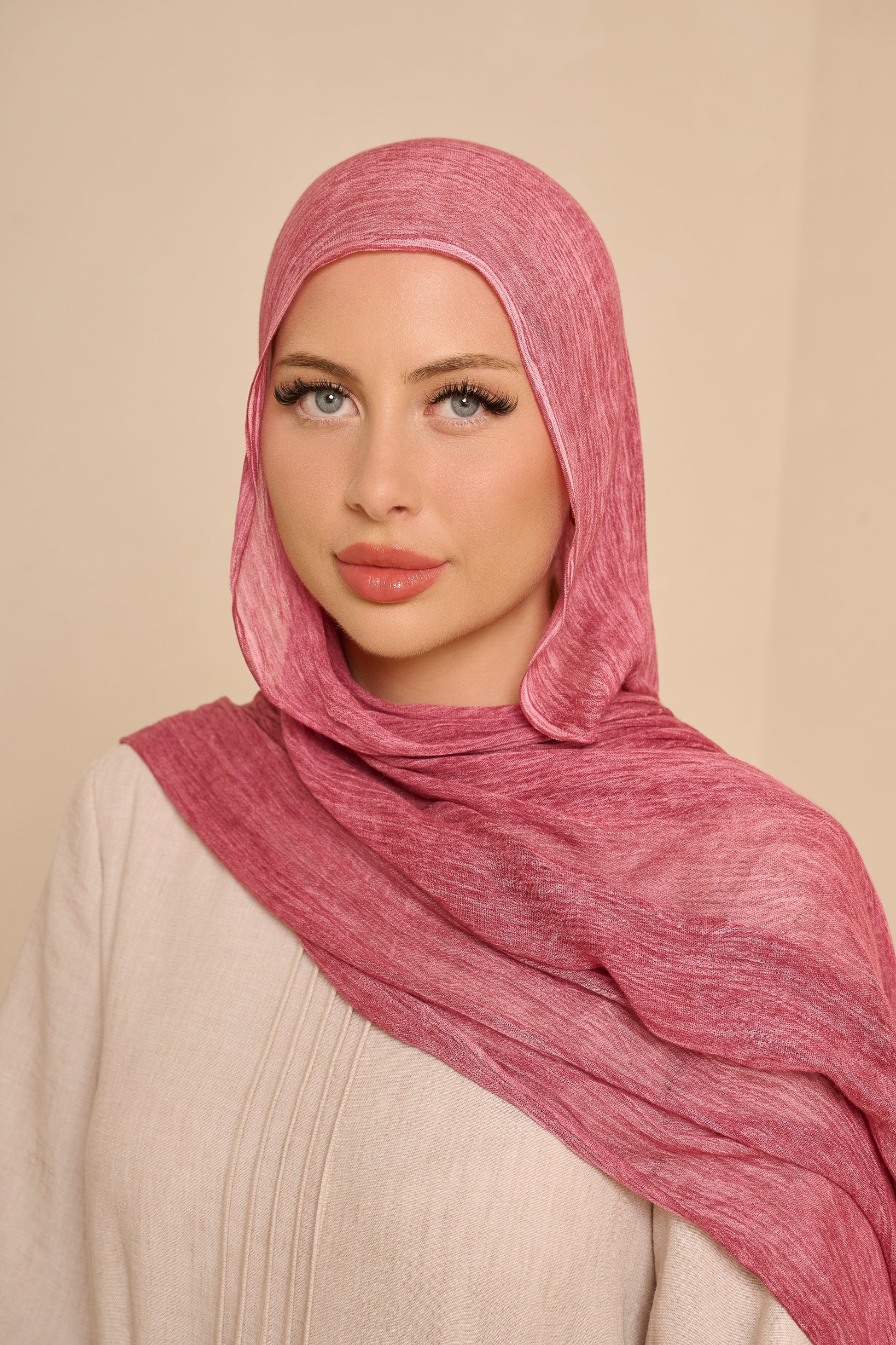 Èlan Luxe Crinkled Shawl - Shades of Pink