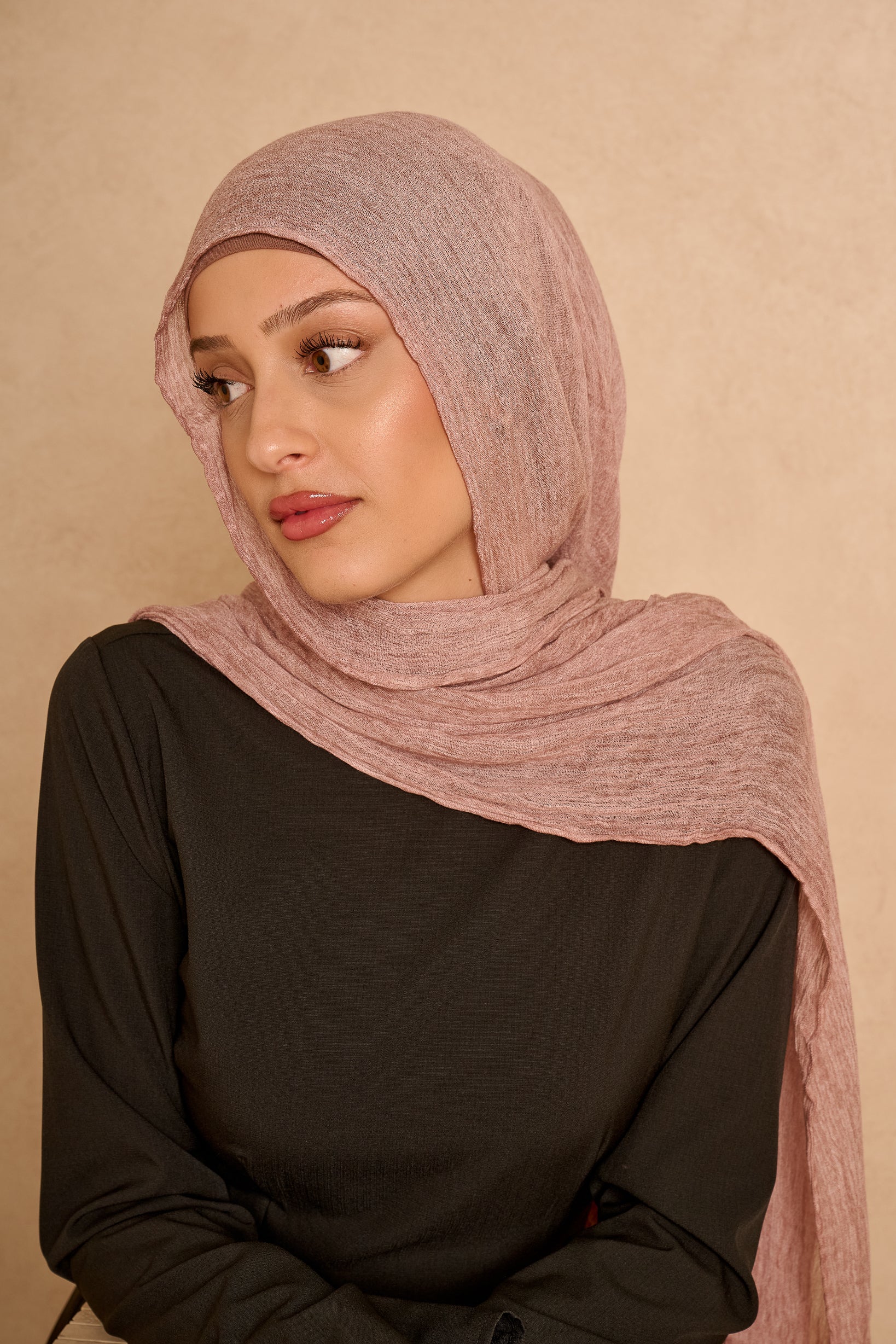 Èlan Luxe Crinkled Shawl - Shades of Purple - Image 4