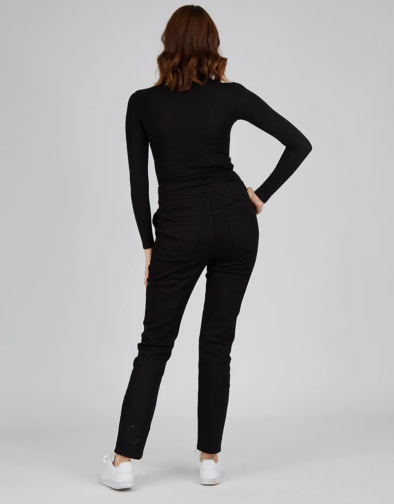 Elastic Waist Loose Fit Jeans - Image 10