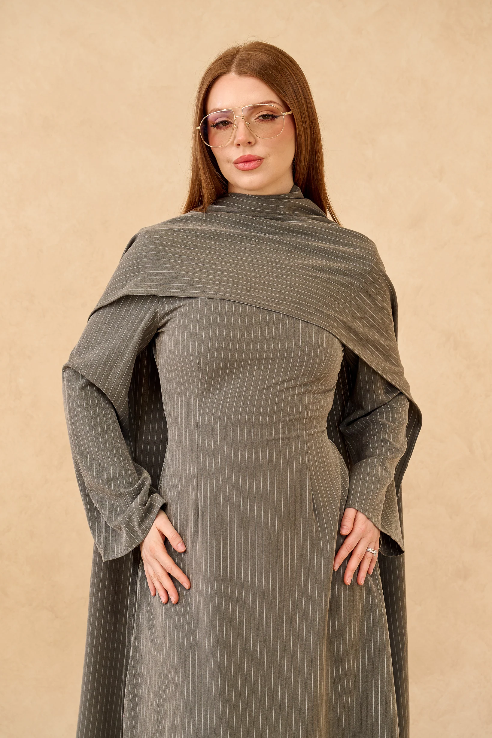 Elementary Stripe Abaya Set - Image 3