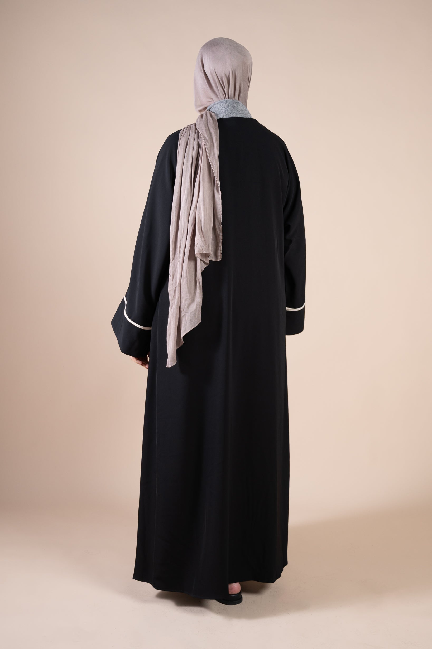 Elementary Usra Cardigan - Image 12