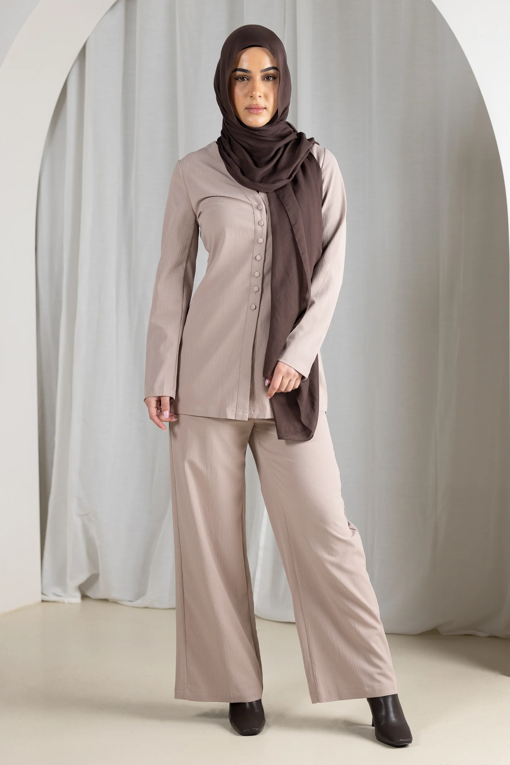 Eminent Cleo Set - Image 3