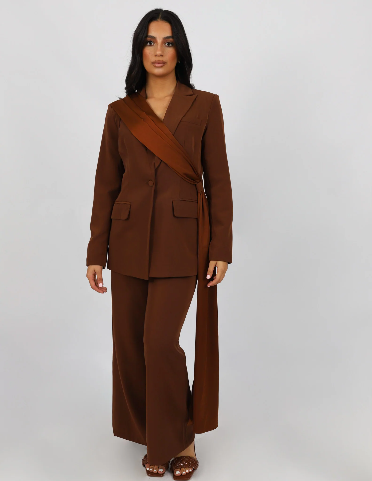 Escape Alexa Suit - Image 5
