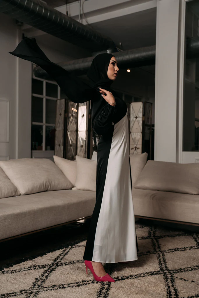 Escape Colour Block Maxi Dress - Image 4