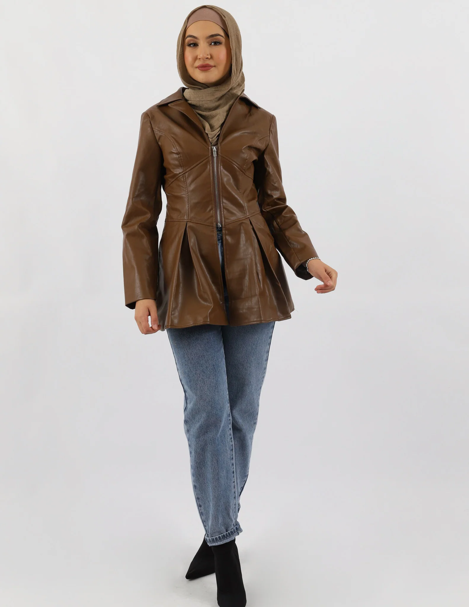 Escape Zip Jacket - Image 6