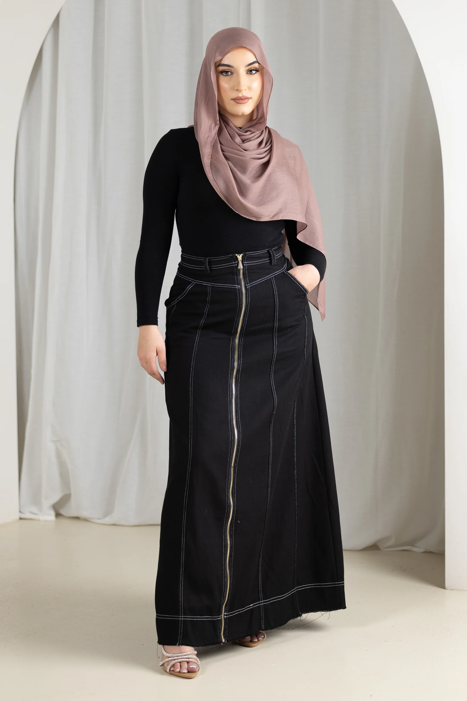 Fray Hem Zip Skirt - Image 7