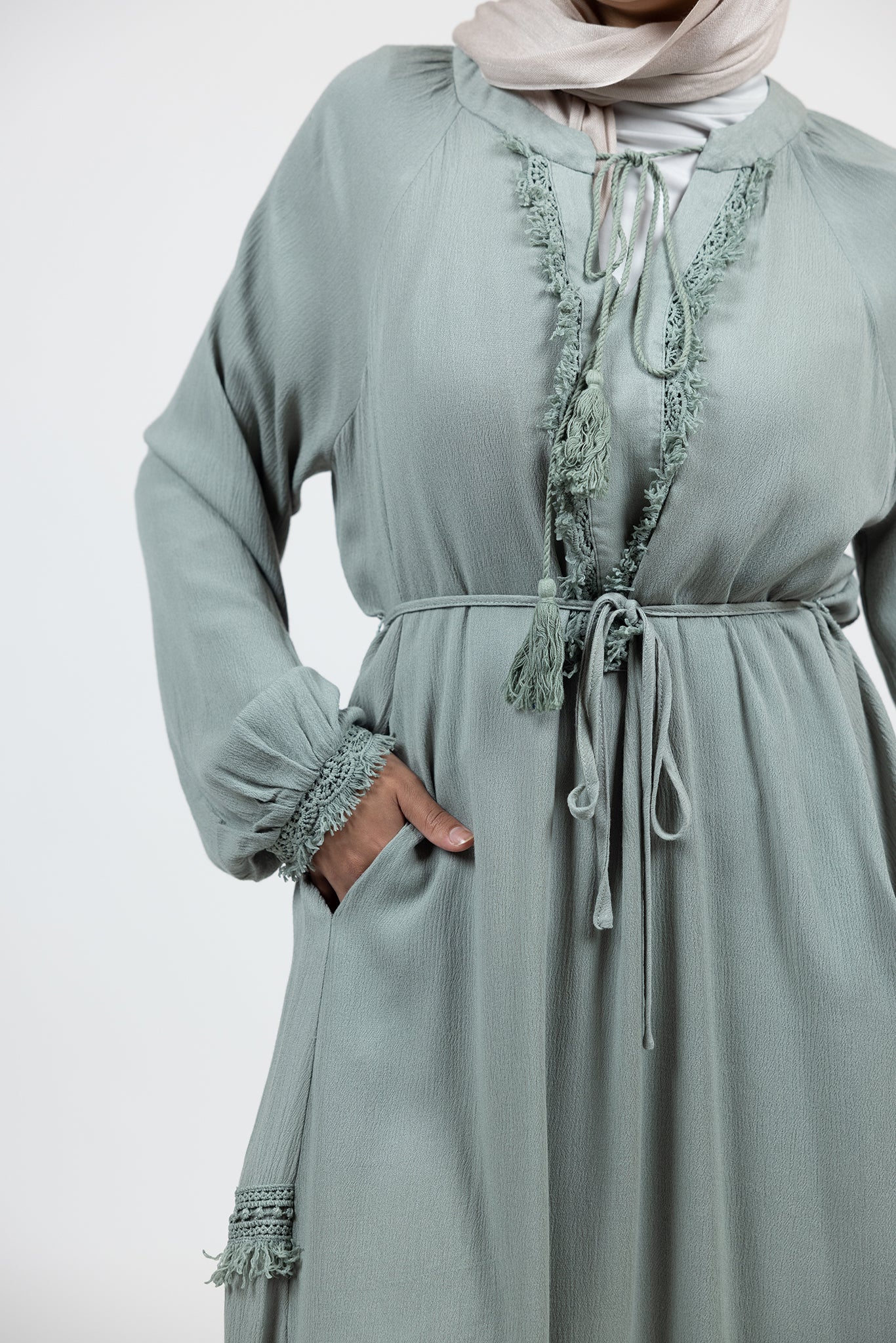 Gigi Lace Trim Midi Dress - Image 2