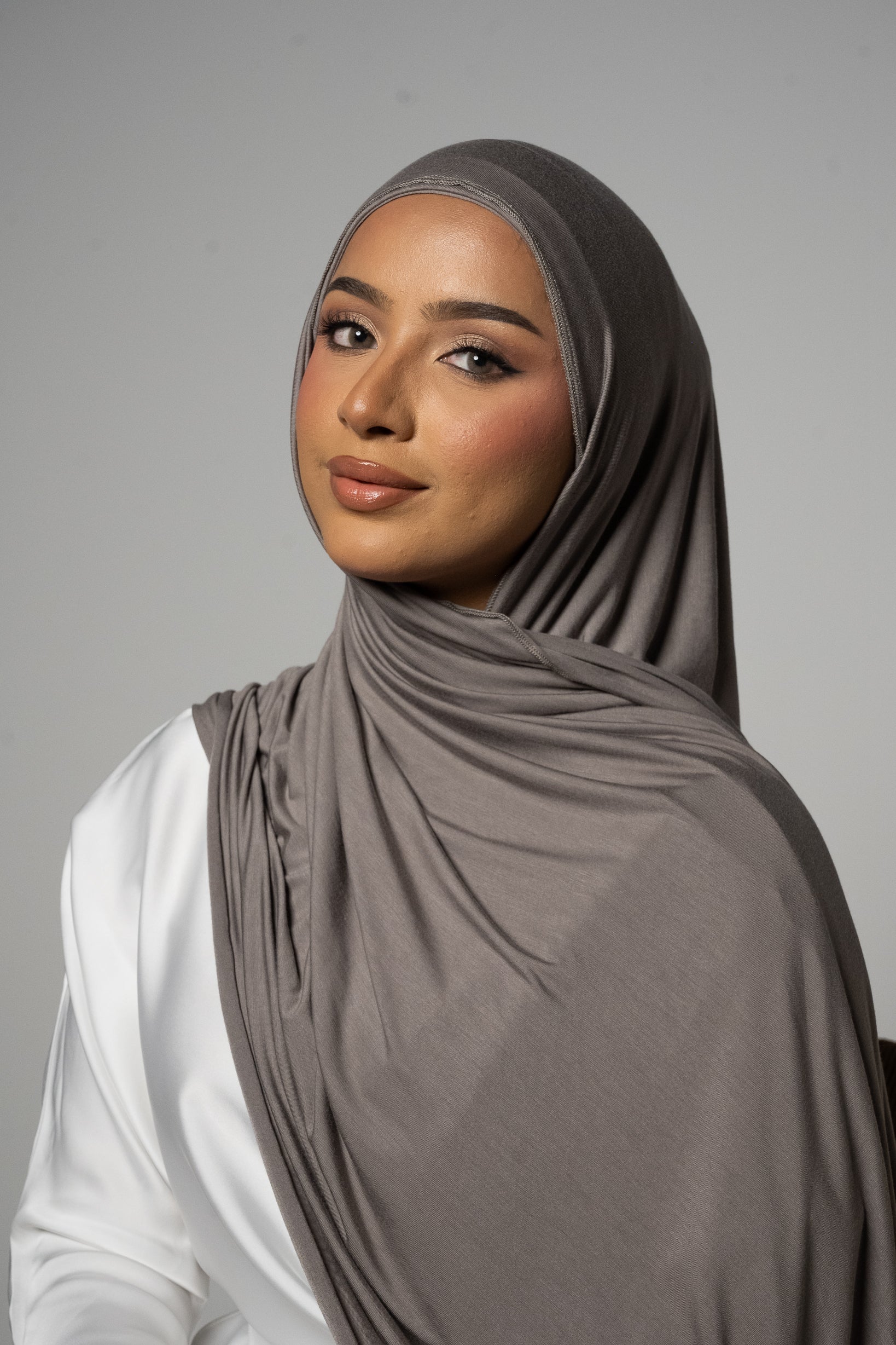 Instant Jersey Hijab - Light Shades - Image 3