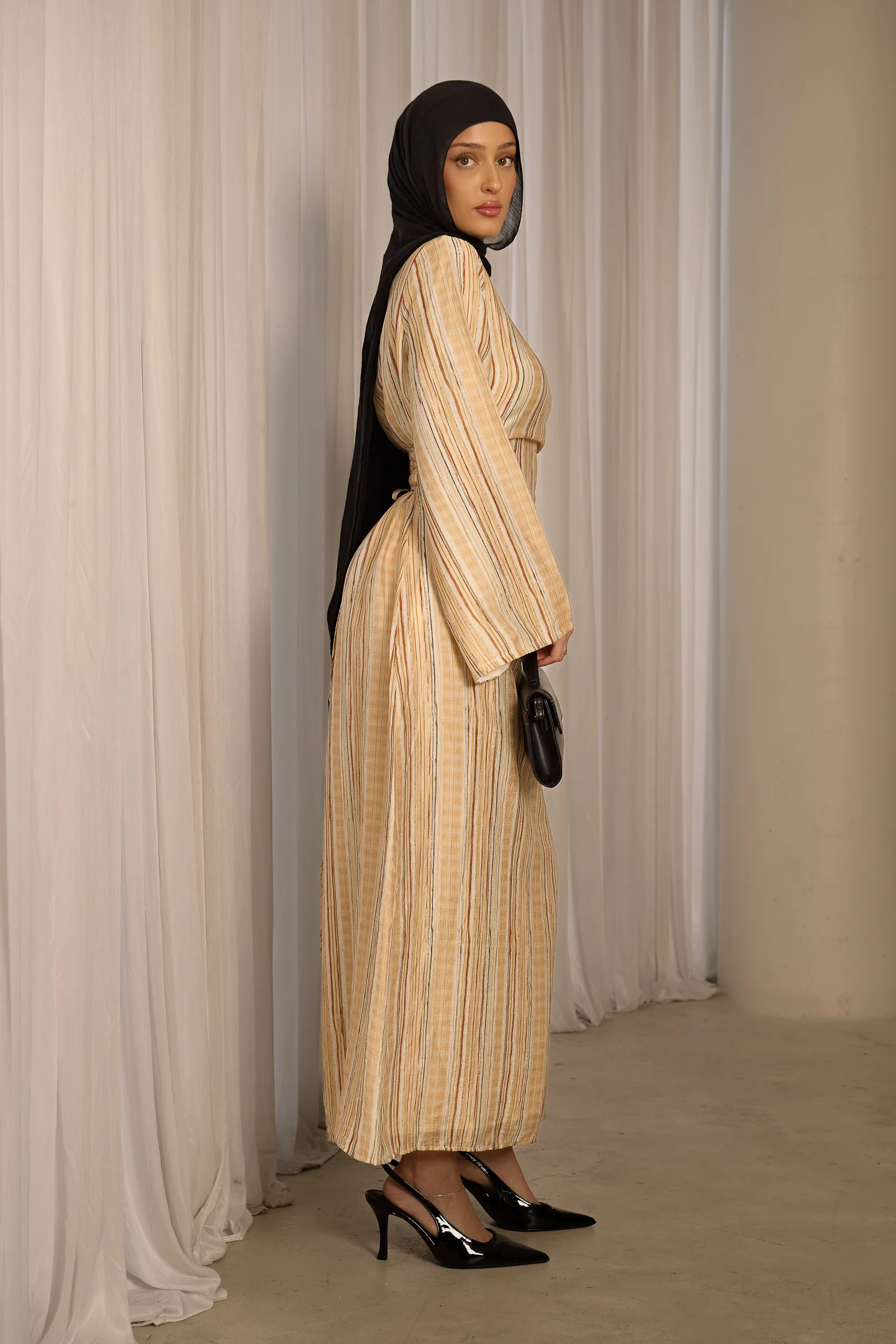 Isara Maxi Dress - Image 4