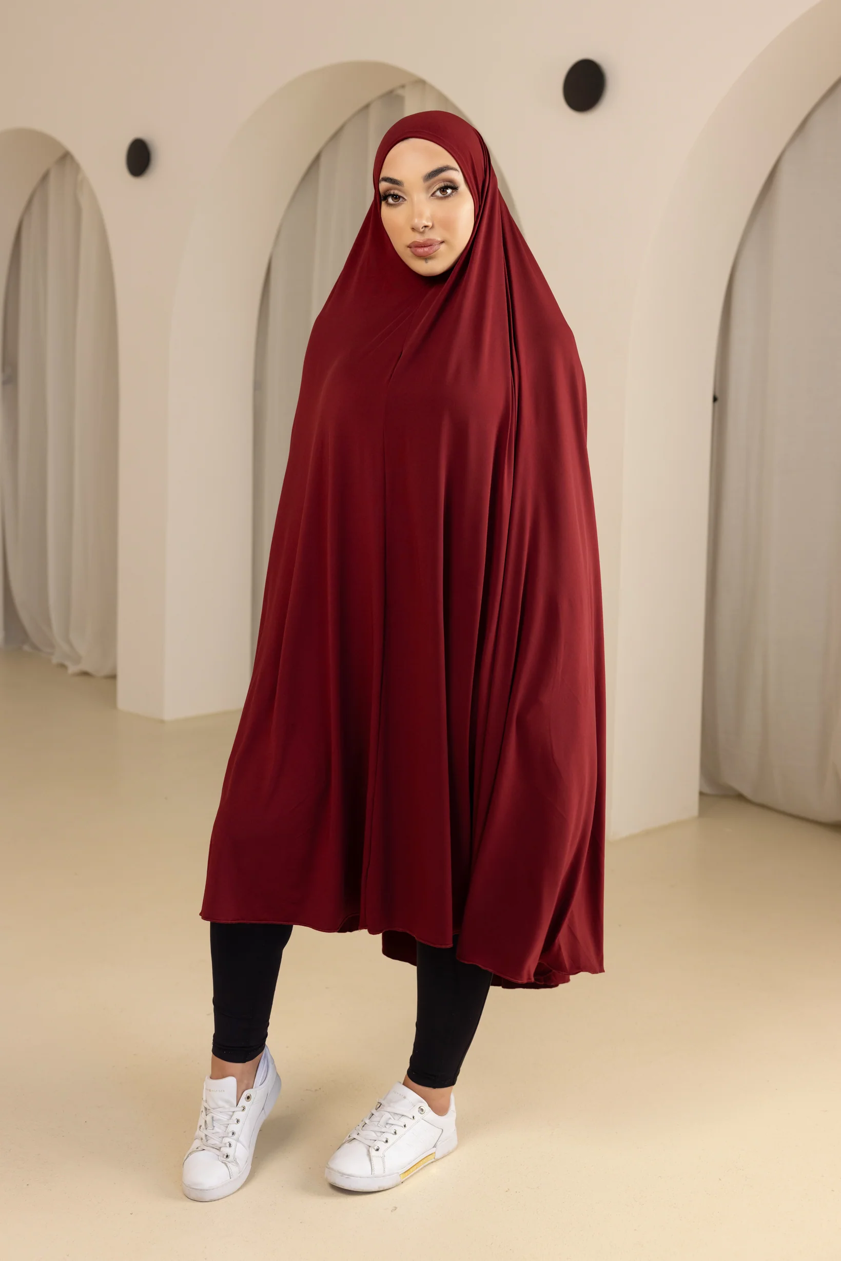 Jilbab No Sleeve Smooth Fit - Shades of Red