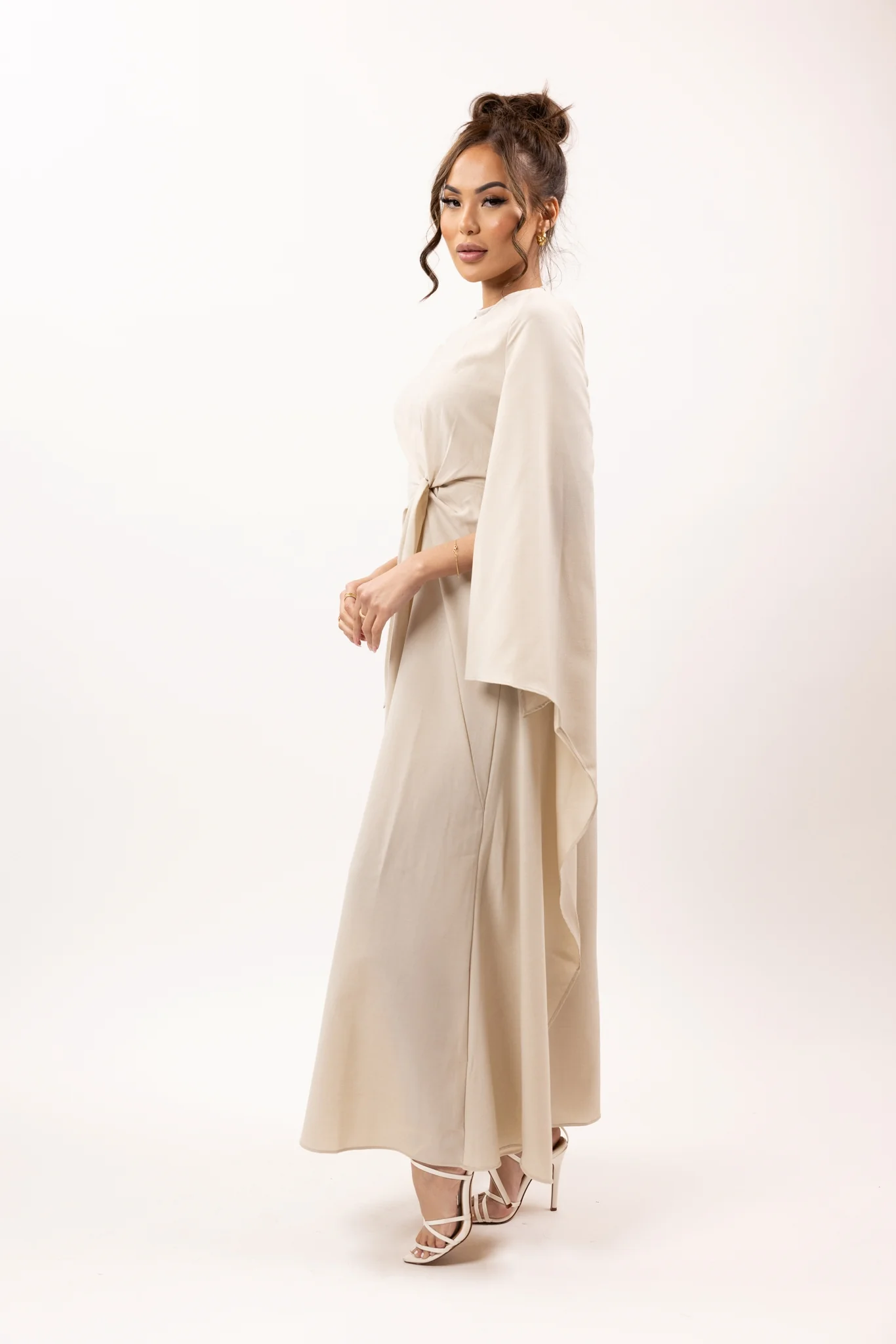 Julita Twist Detail Maxi Dress - Image 3
