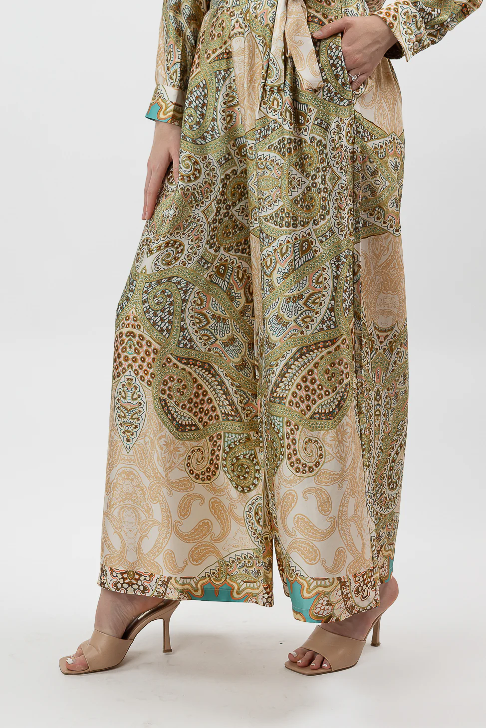 Kitana Print Pants - Image 9