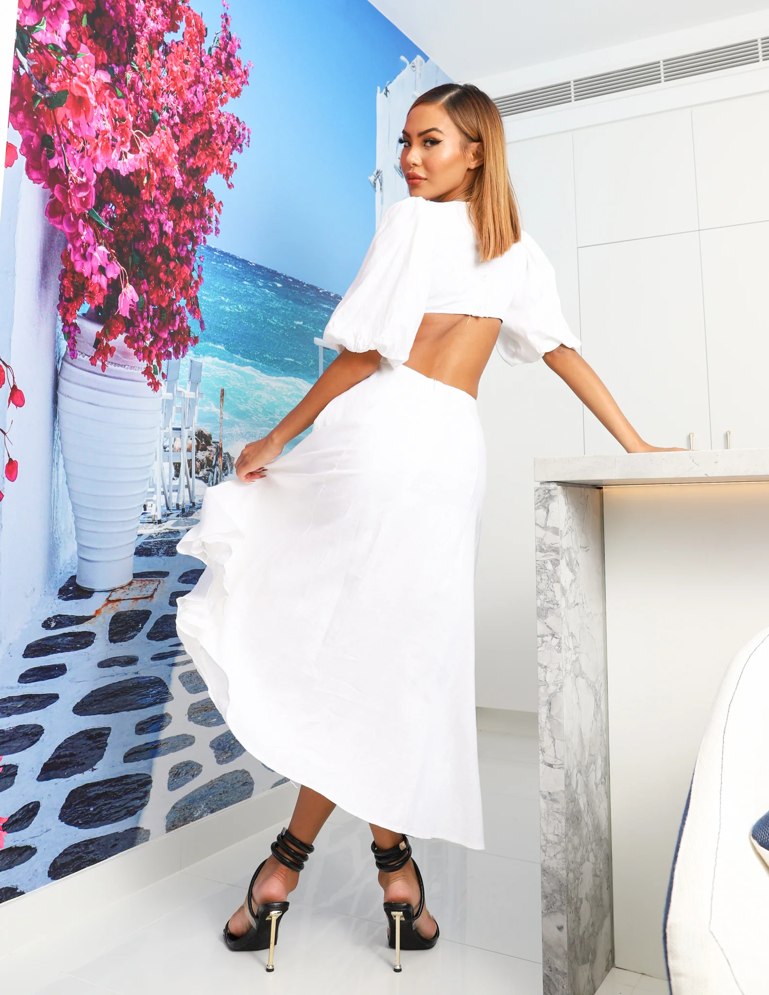 Linen Lantern Sleeve Dress - Image 8